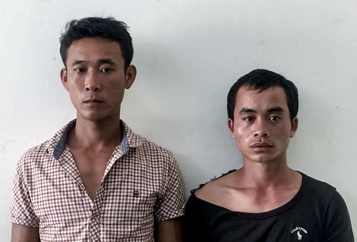 9X truy bat 2 ten cuop giat dien thoai de giao cong an hinh anh