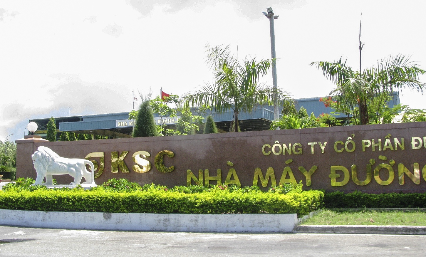 Nha may duong gay o nhiem bi phat hon 3 ty dong hinh anh