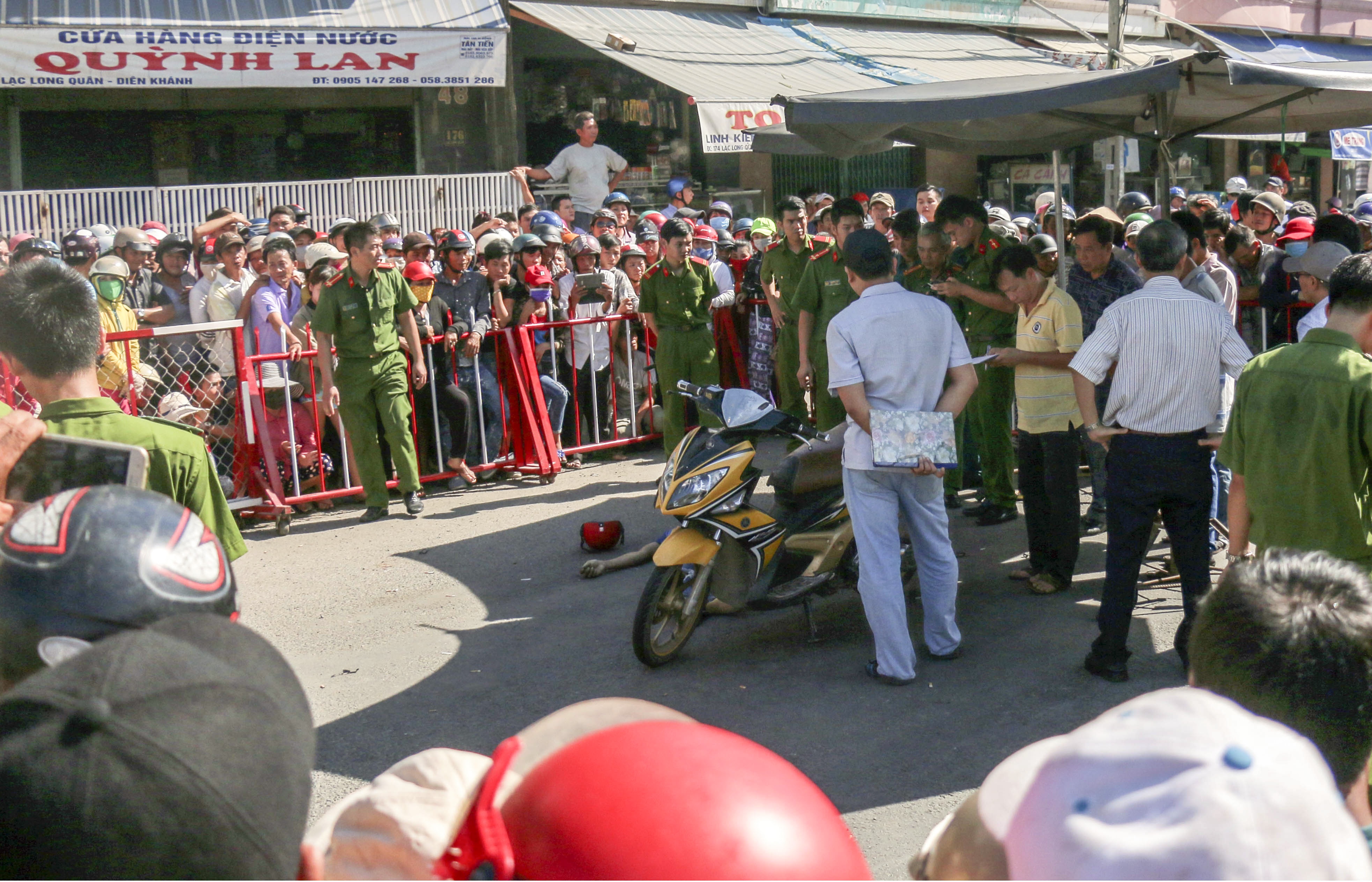 Dung sung ban chet nguoi anh 3