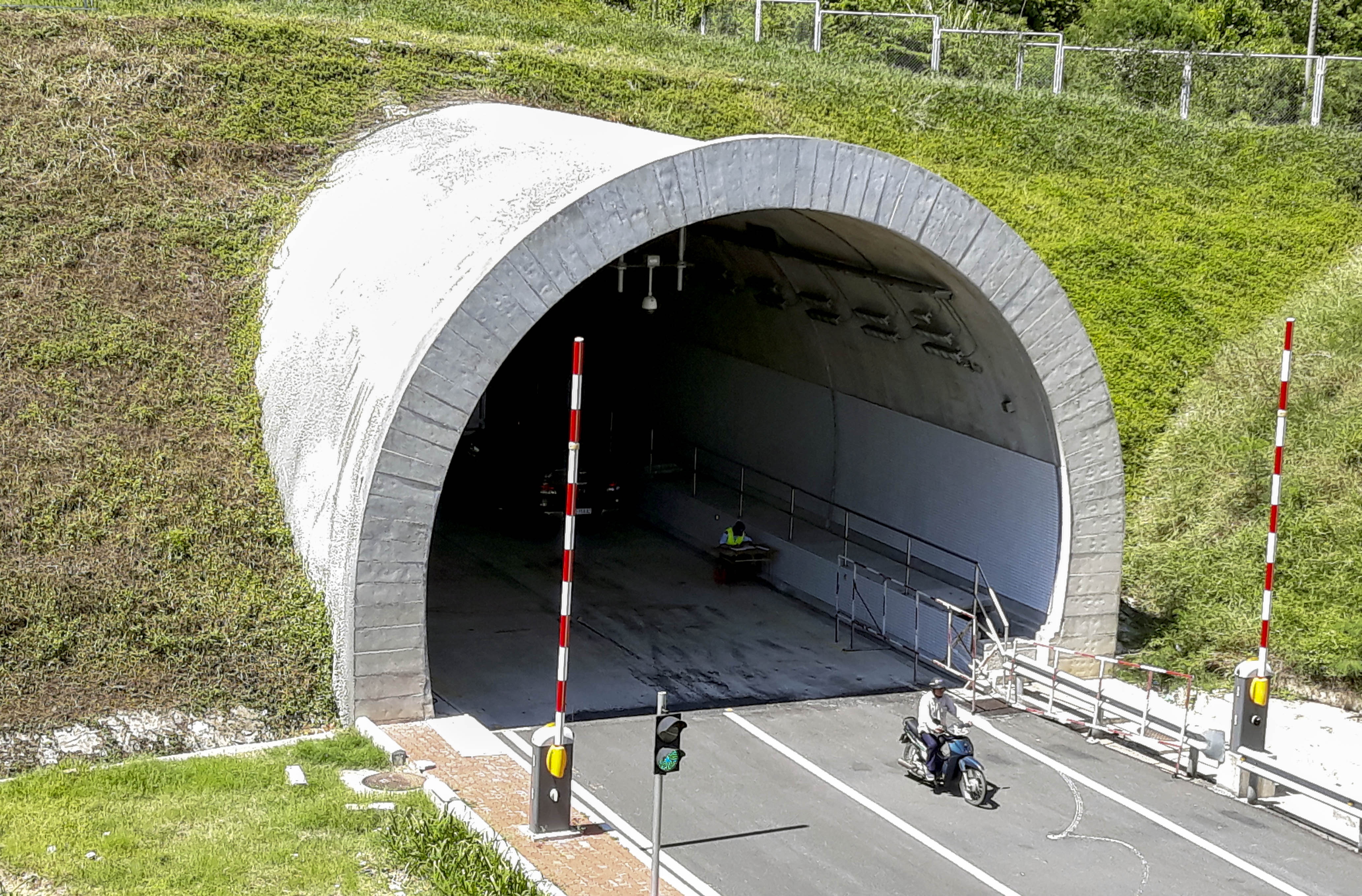 Can canh ham duong bo hon 11.000 ty dong noi Khanh Hoa, Phu Yen hinh anh