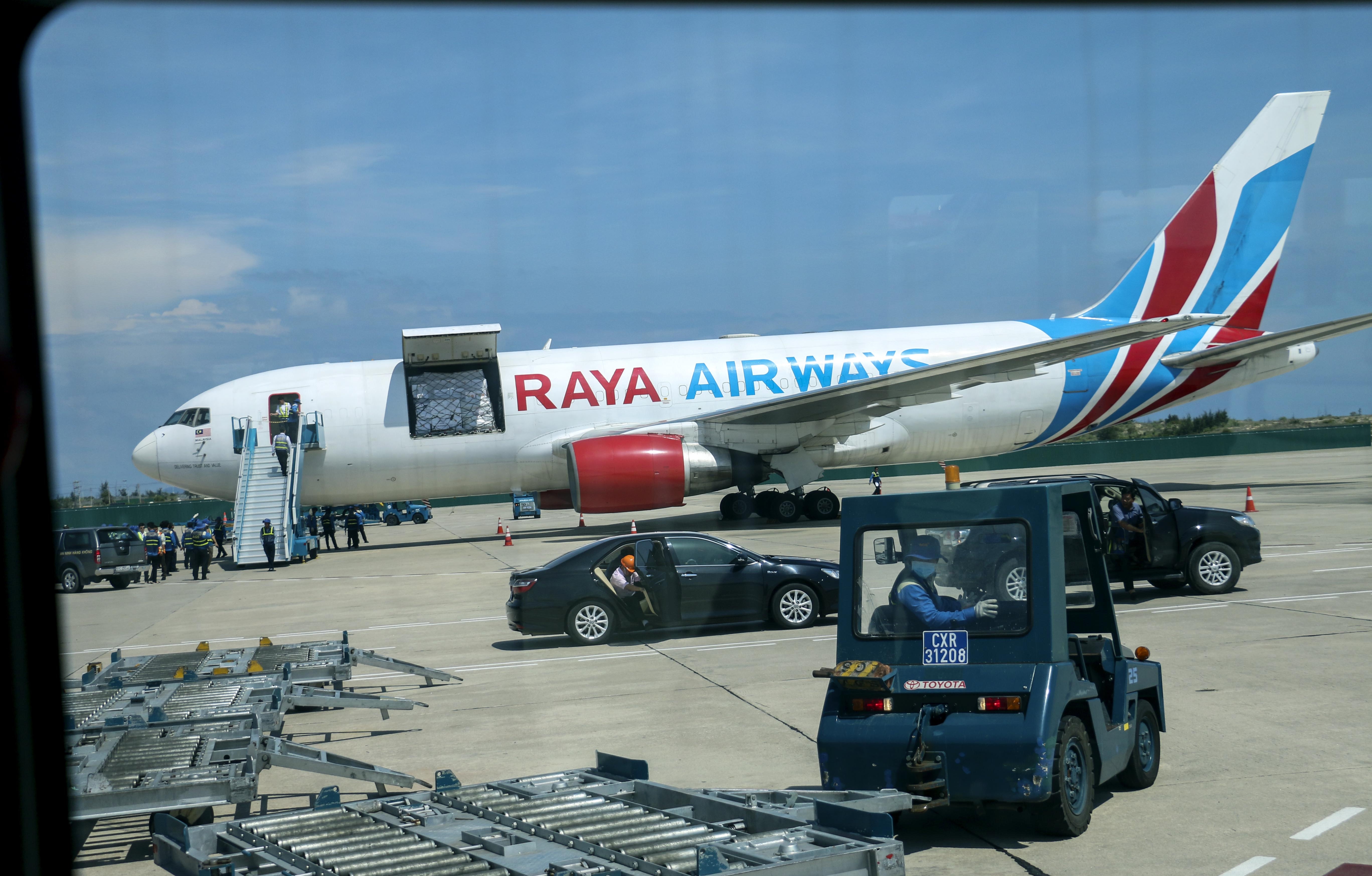 Hang cuu tro cac nuoc ASEAN anh 1