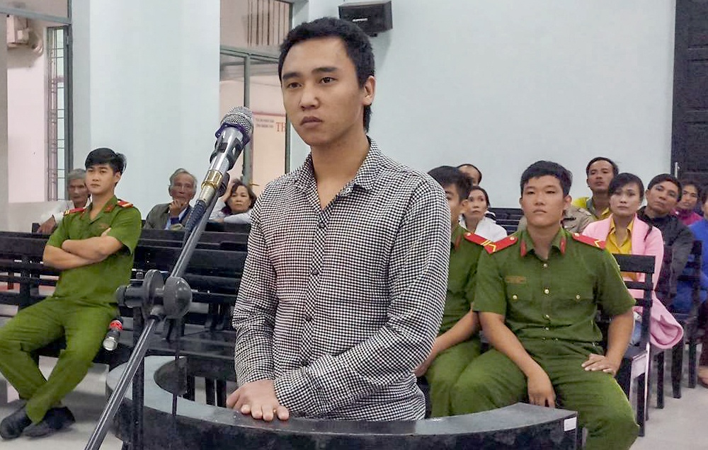 Tu chung than cho ke giet mo ruot roi dot xac phi tang hinh anh