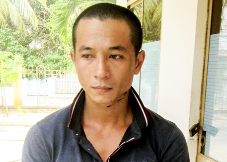Khuyen vo ve nha khong duoc, nguoi chong ban chet tinh dich hinh anh