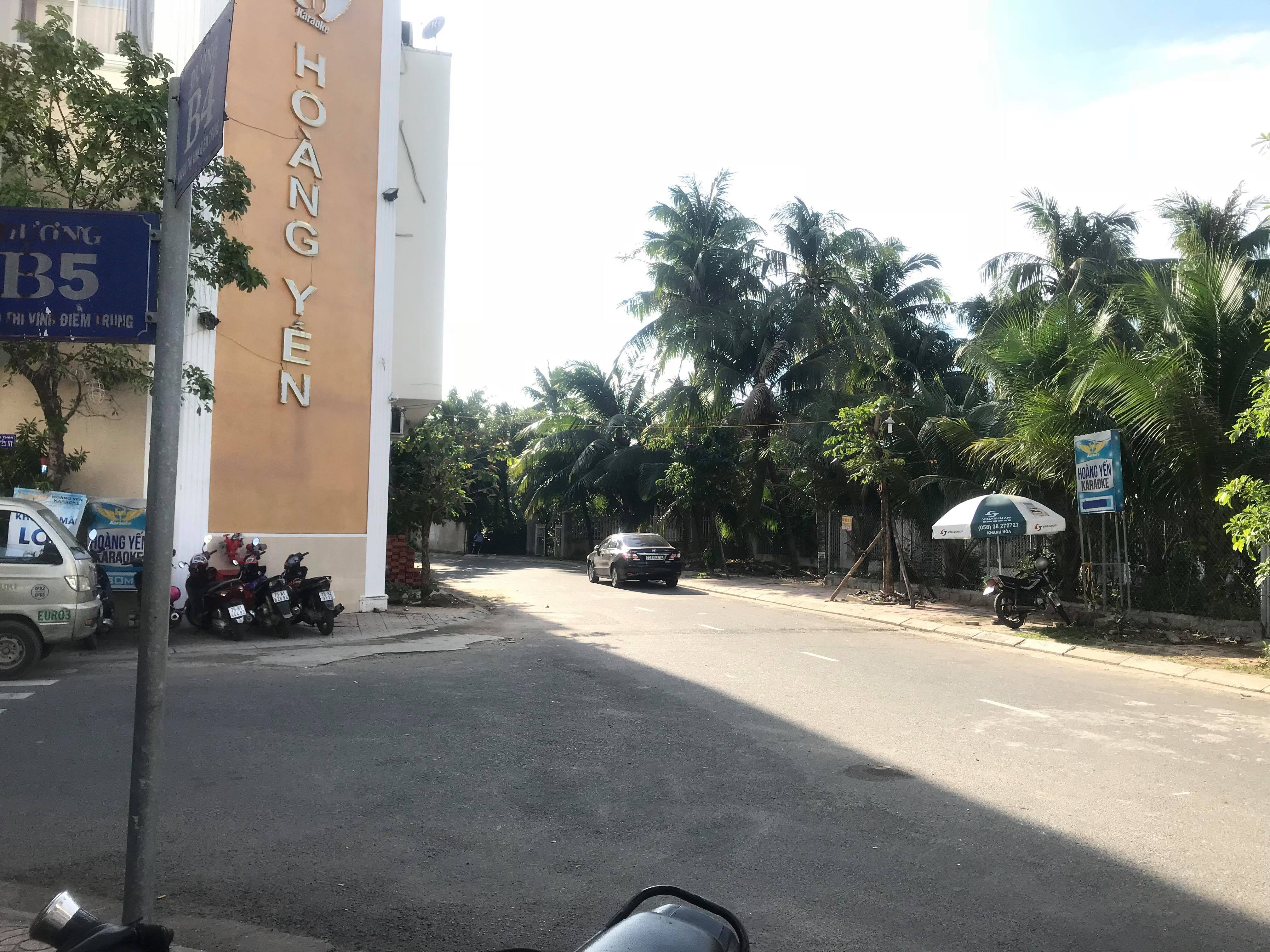 Thanh toán nhau bằng mã tấu ảnh 1 Thanh toan nhau bang ma tau anh 1