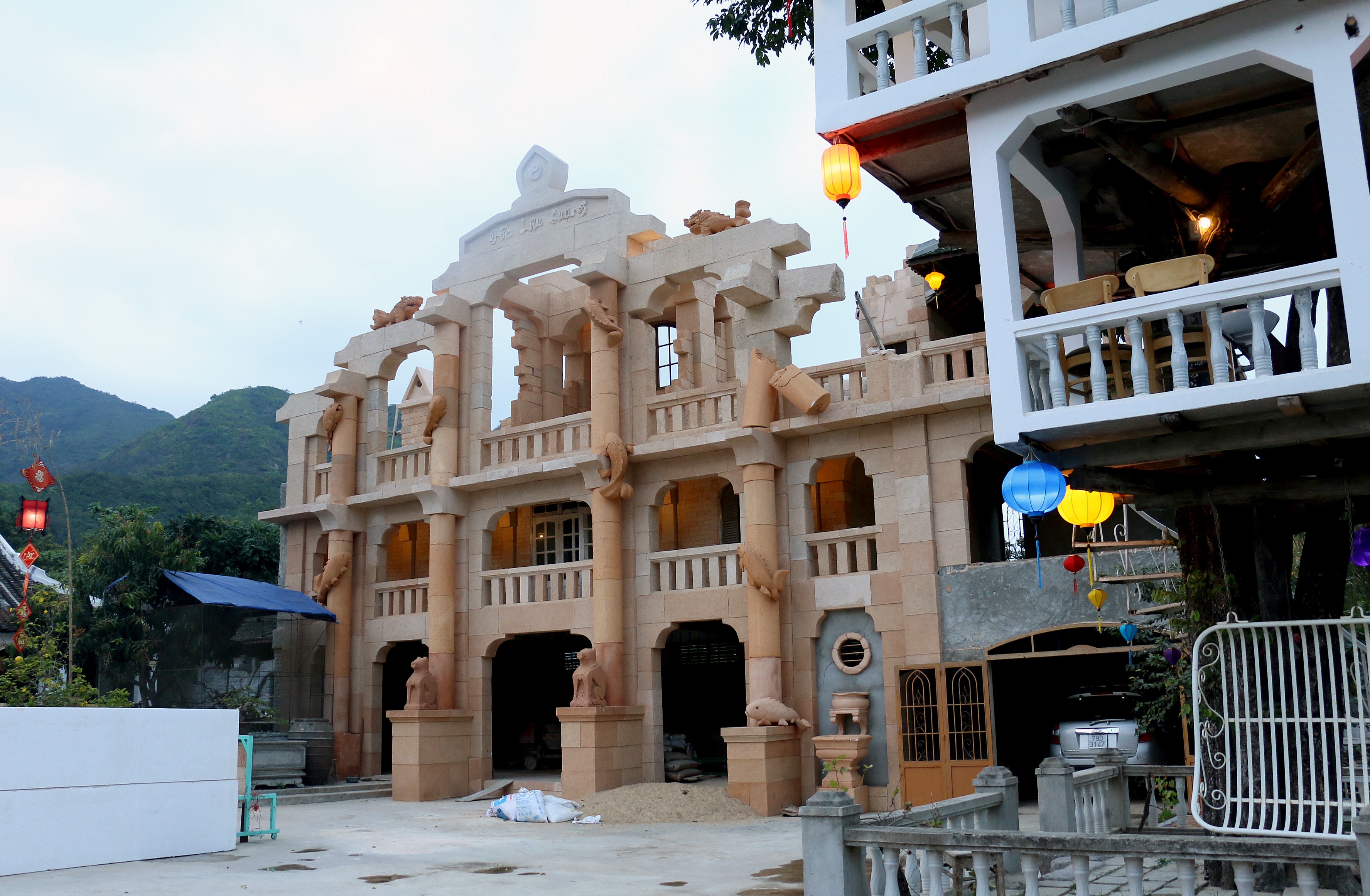 Xay dung nha tren cay anh 20