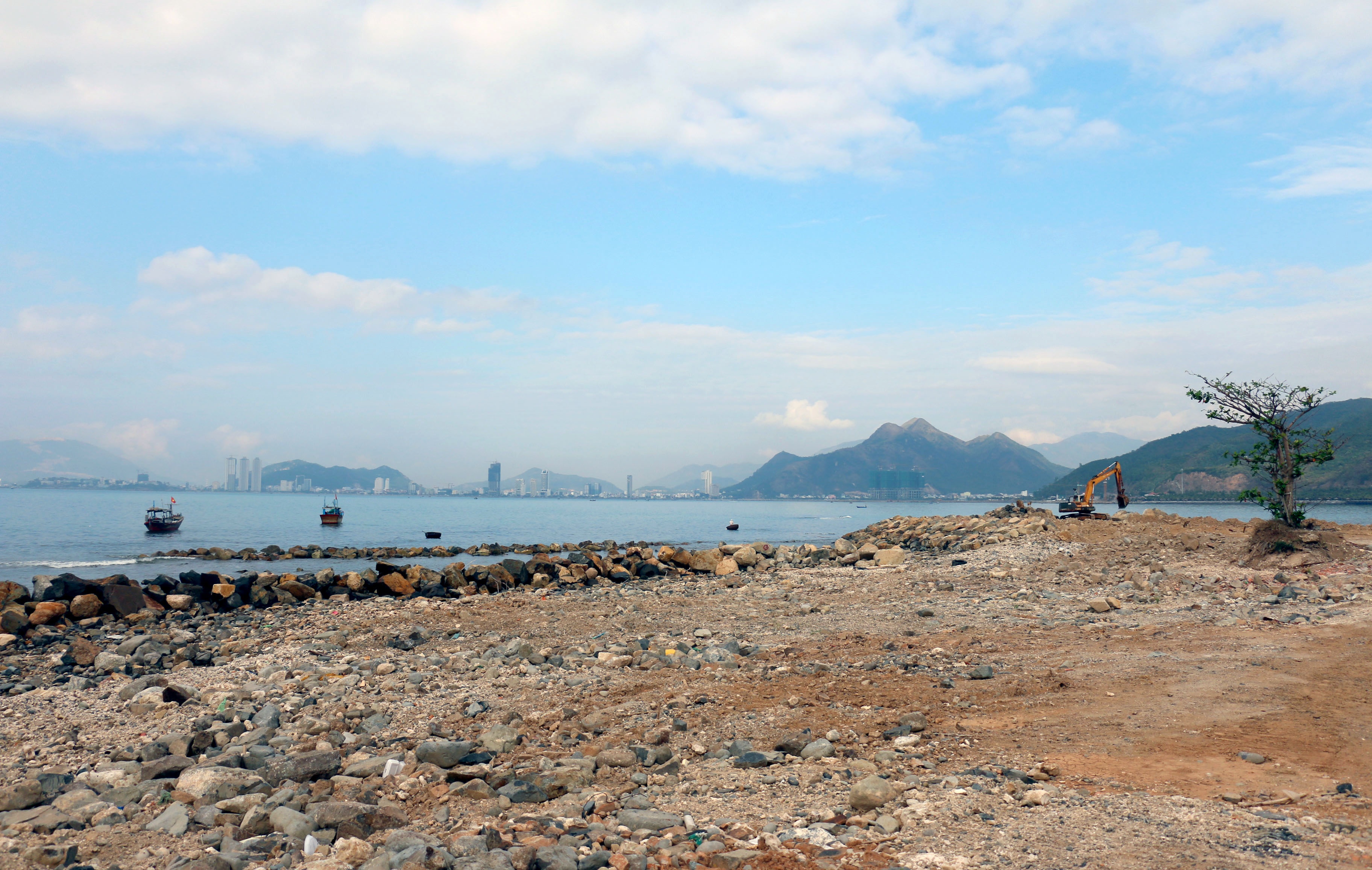 Lấn,  lấp vịnh Nha Trang ảnh 1 Lan,  lap vinh Nha Trang anh 1