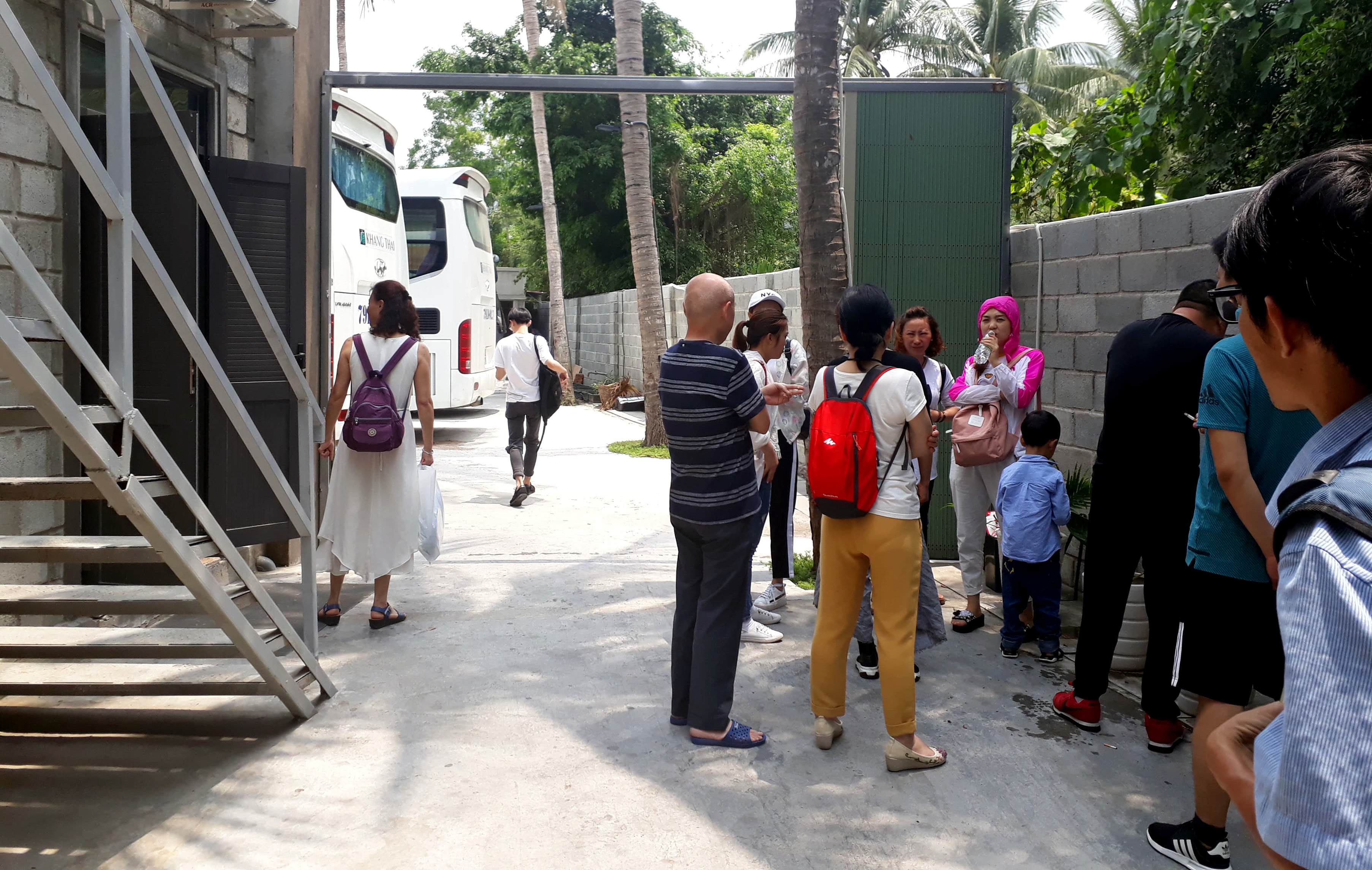 Biển hiệu tiếng Trung Quốc ảnh 2 Bien hieu tieng Trung Quoc anh 2