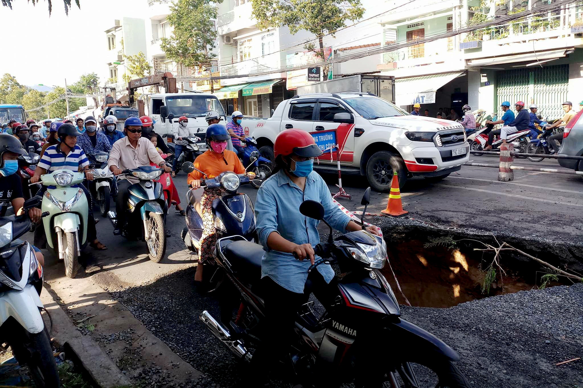 Nha Trang lai xuat hien ho 'tu than' hinh anh