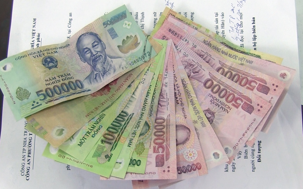 Nu quai khai nhan tung di tu vi toi trom cap hinh anh