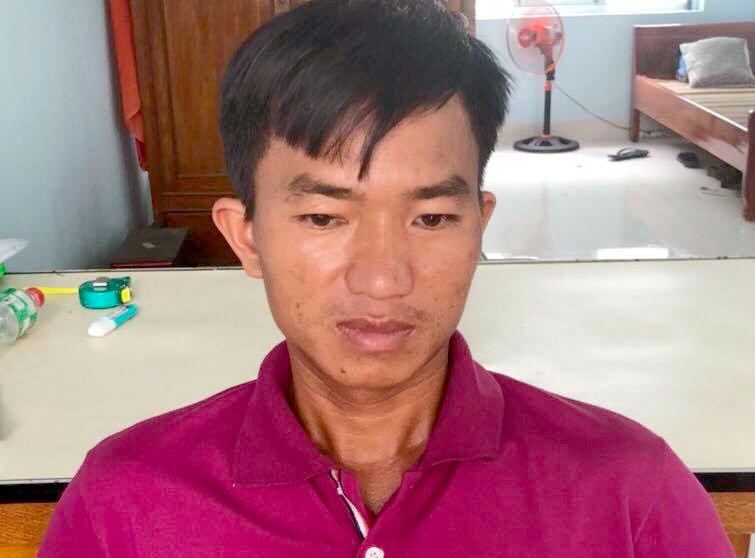 Gay an vi nghi vo len lut quan he voi ong chu hinh anh
