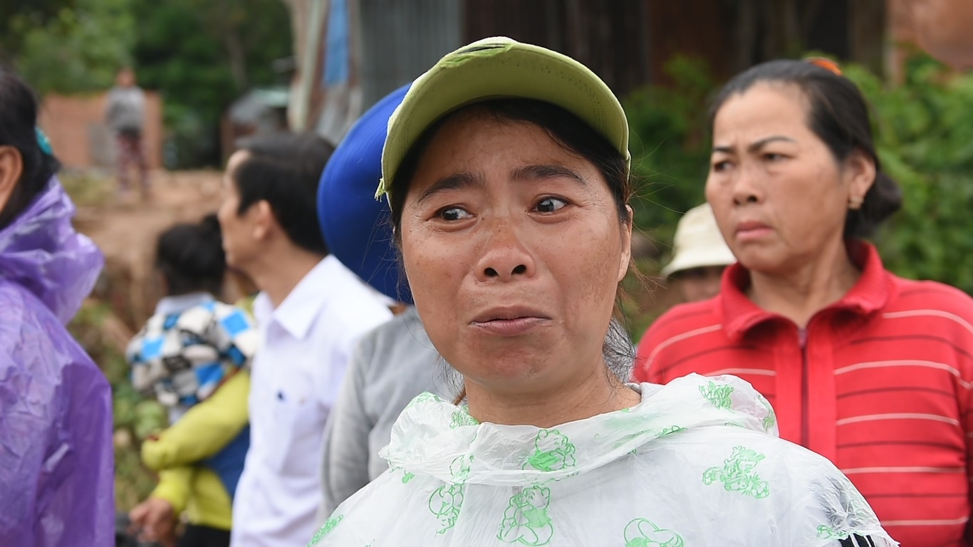 Hang nghin nguoi song thap thom duoi cac chan nui o Nha Trang hinh anh