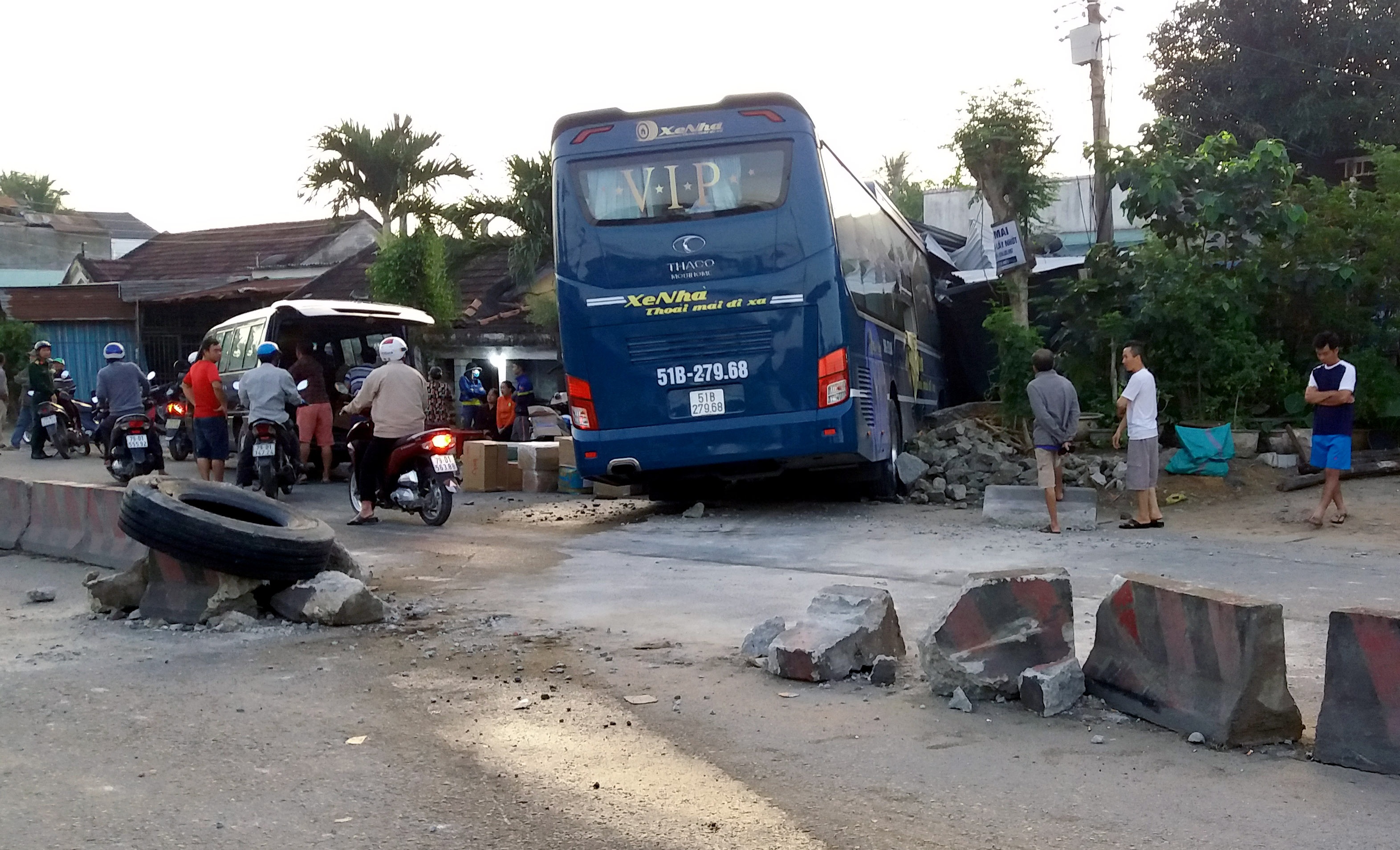 Tai nạn giao thông ảnh 1 Tai nan giao thong anh 1