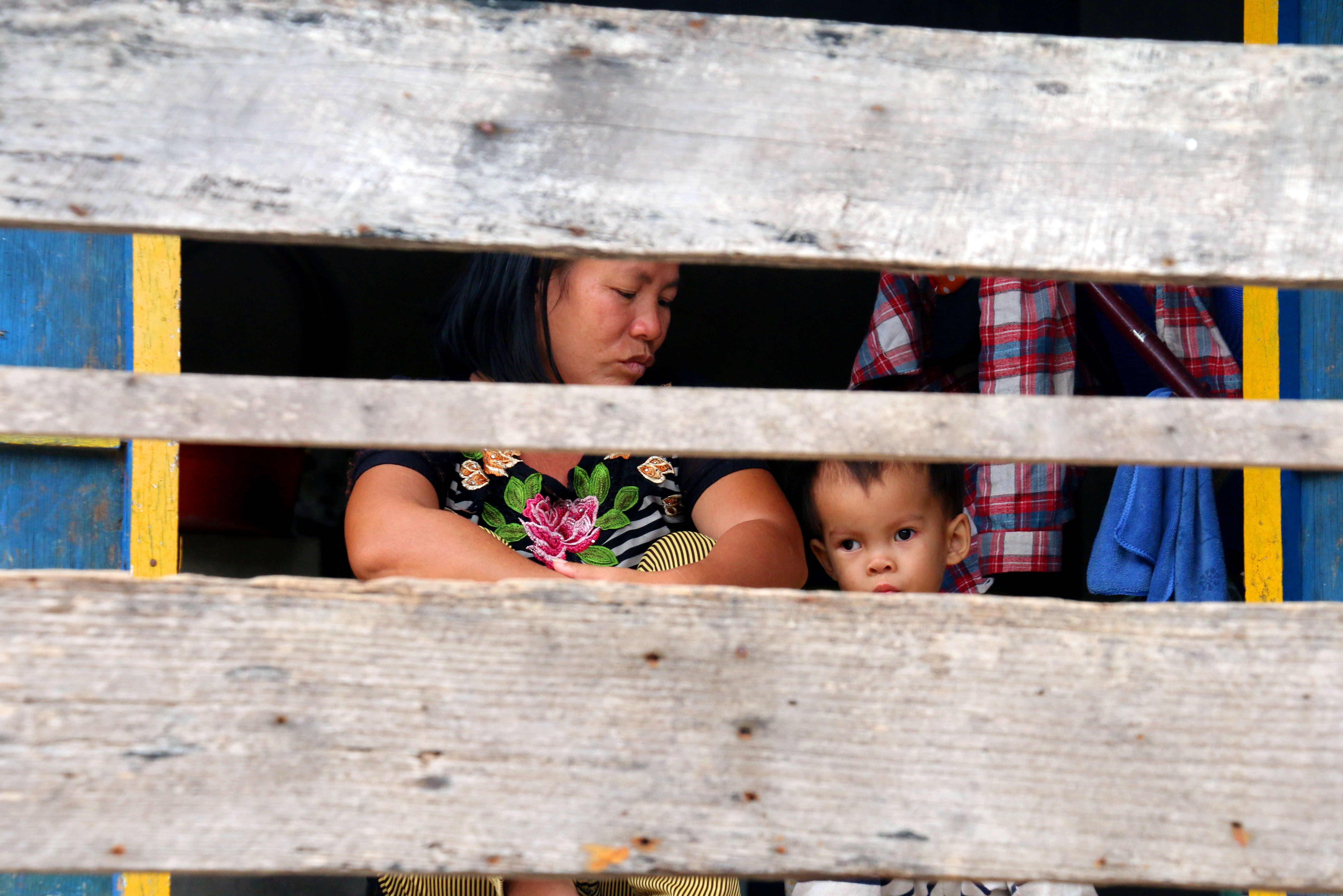 Xom Nui sat lo anh 10