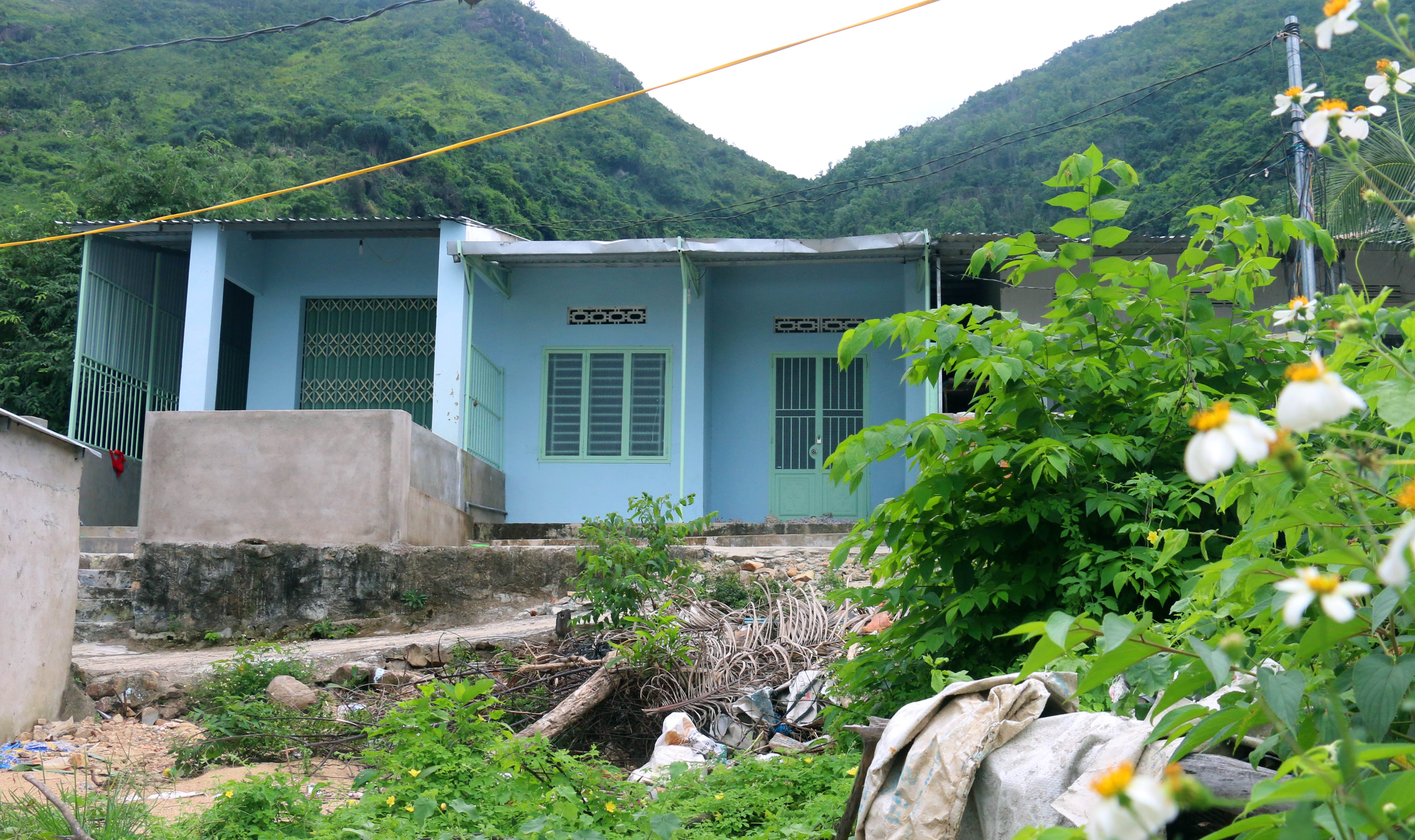 Xom Nui sat lo anh 6