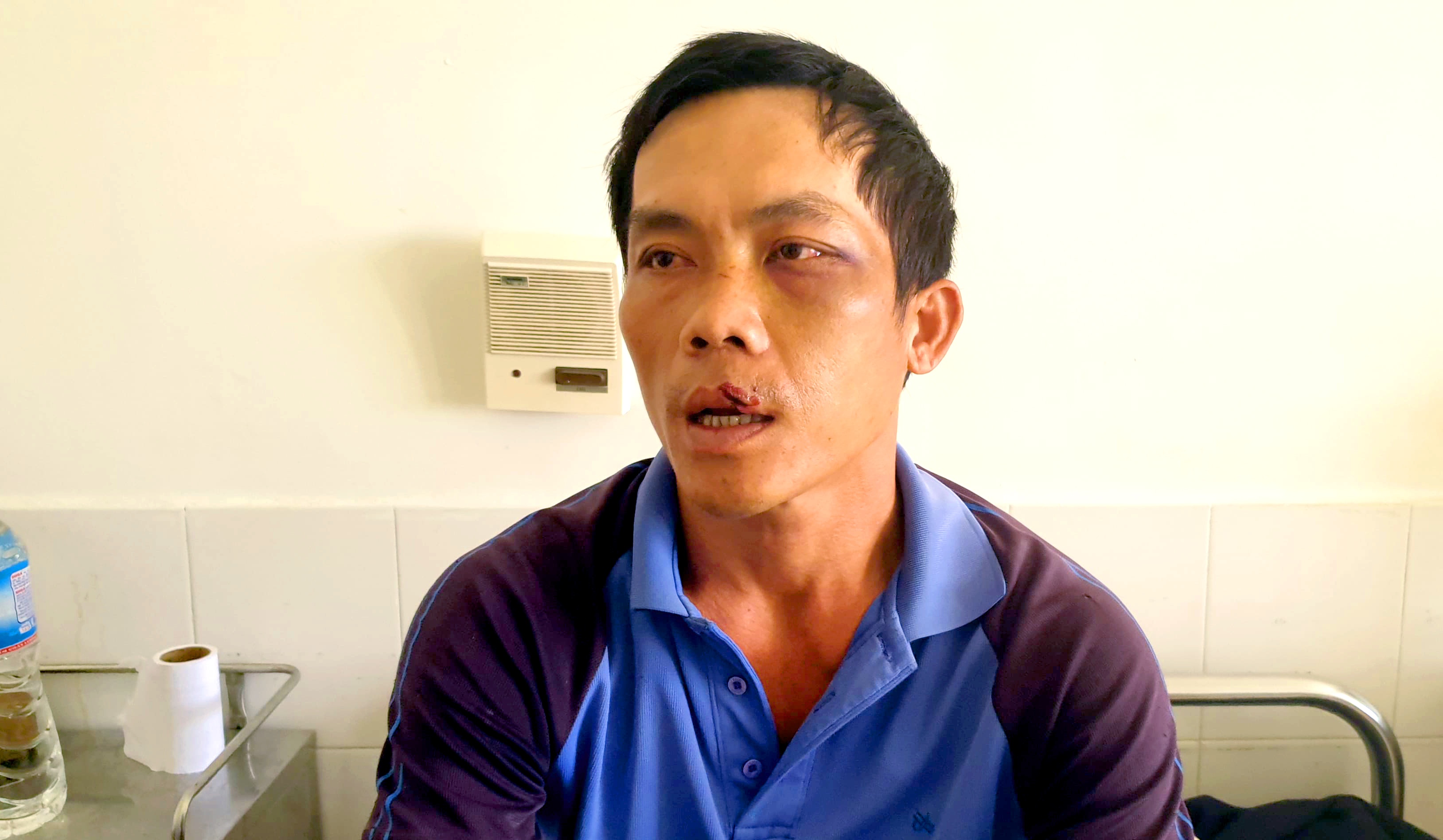 Bắt giữ người trái phép ảnh 1 Bat giu nguoi trai phep anh 1