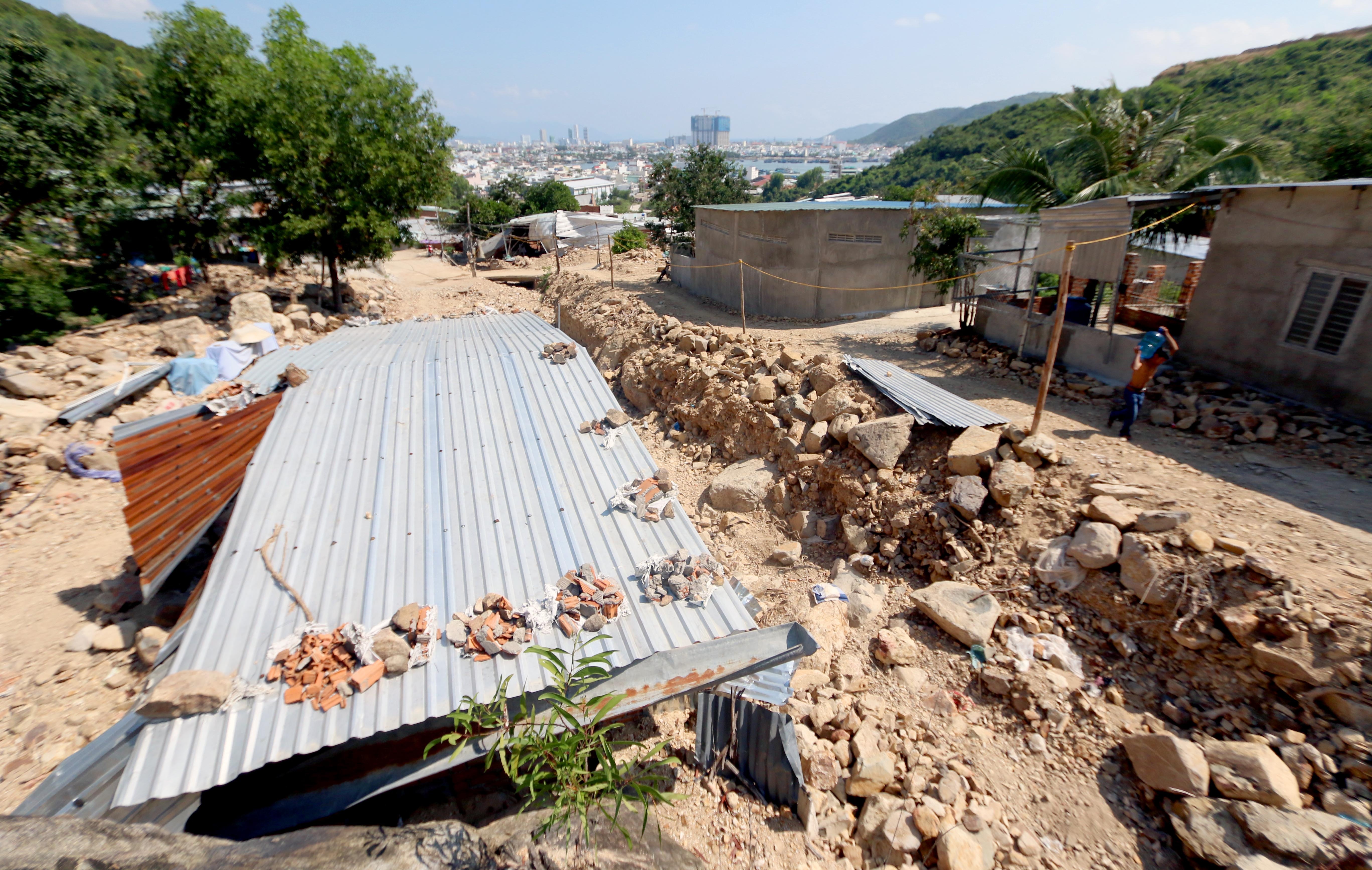 Lo nui o Nha Trang anh 3