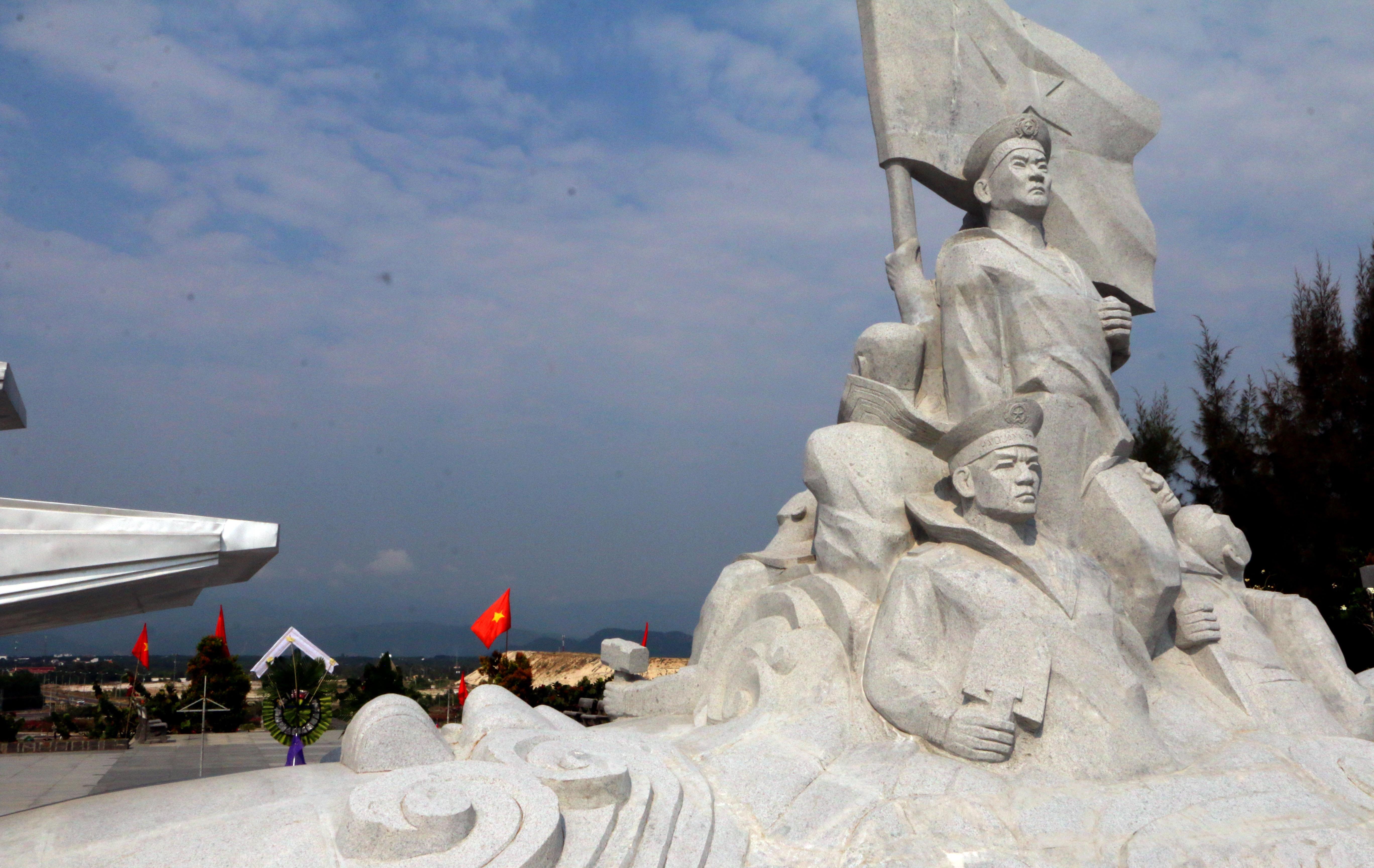 Tuong dai Gac Ma Khanh Hoa anh 13