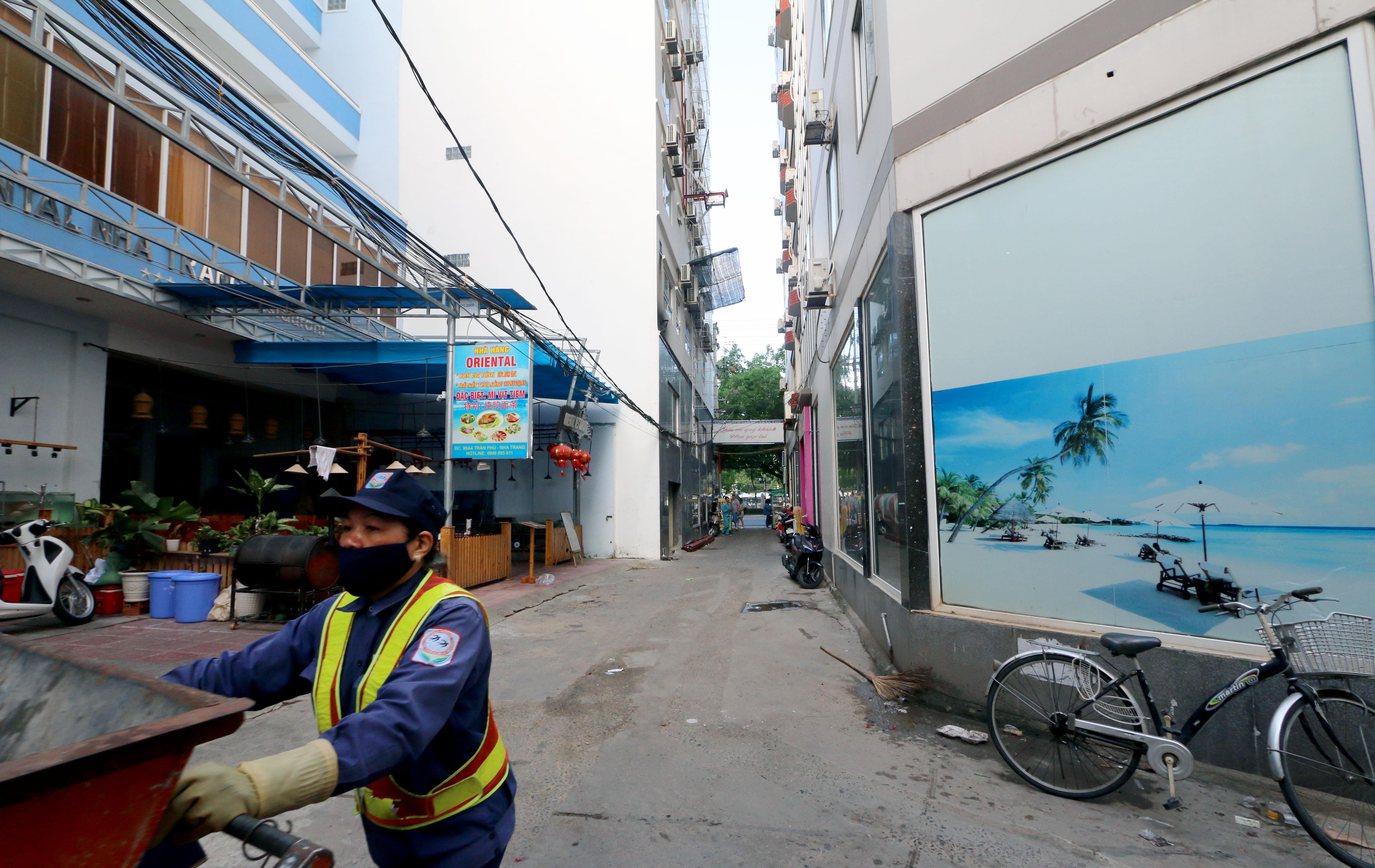 khach san o Nha Trang moc nhu nam khong quy hoach anh 4