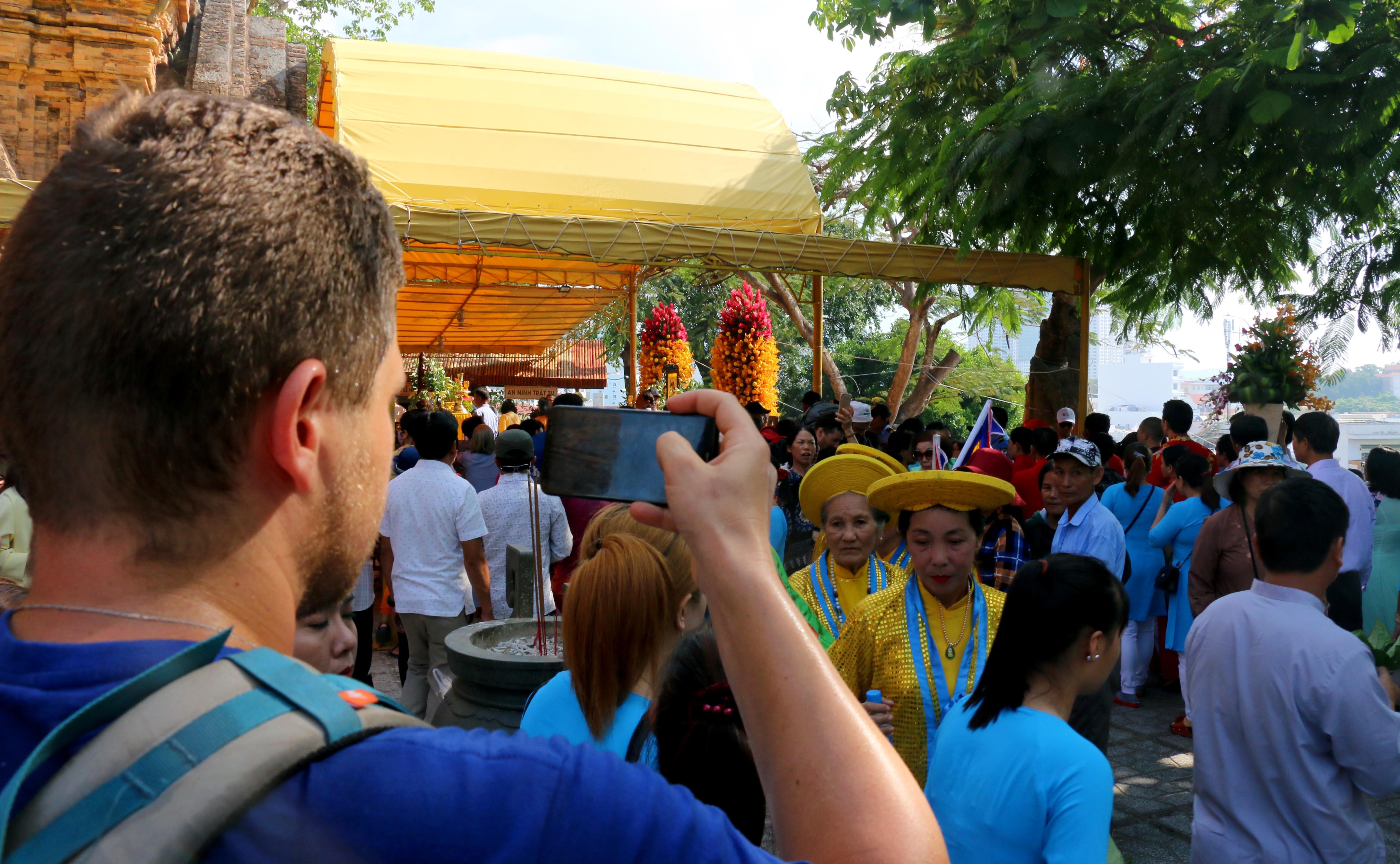 Le hoi thap ba Ponagar anh 8