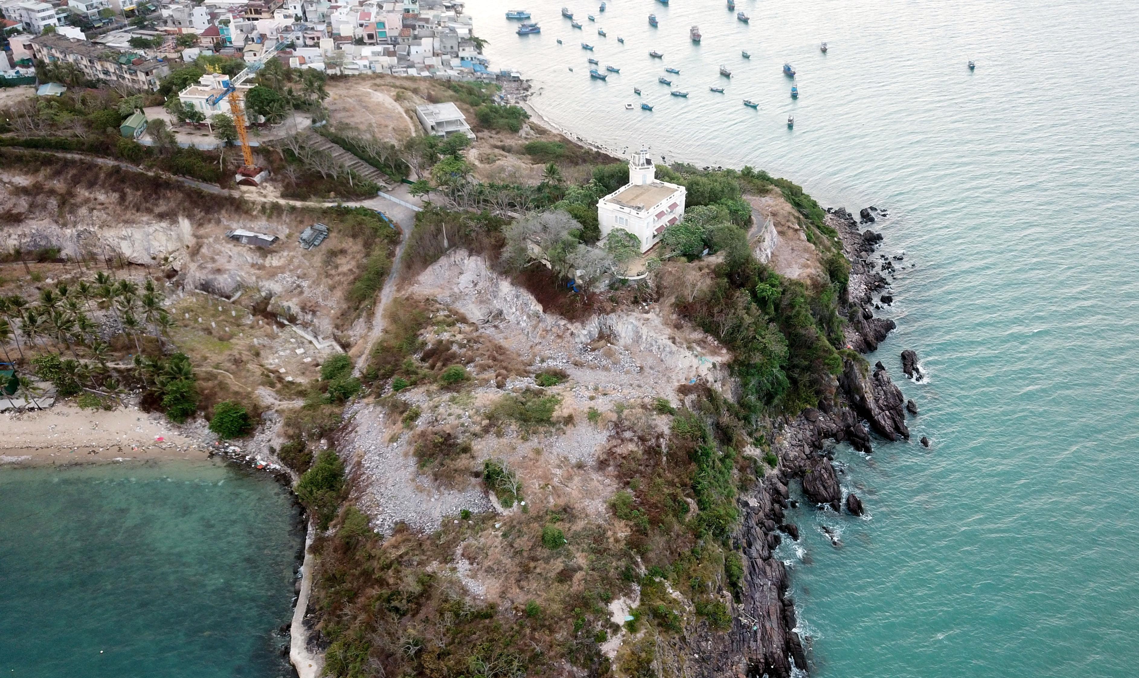 Di tich Lau Bao Dai anh 2