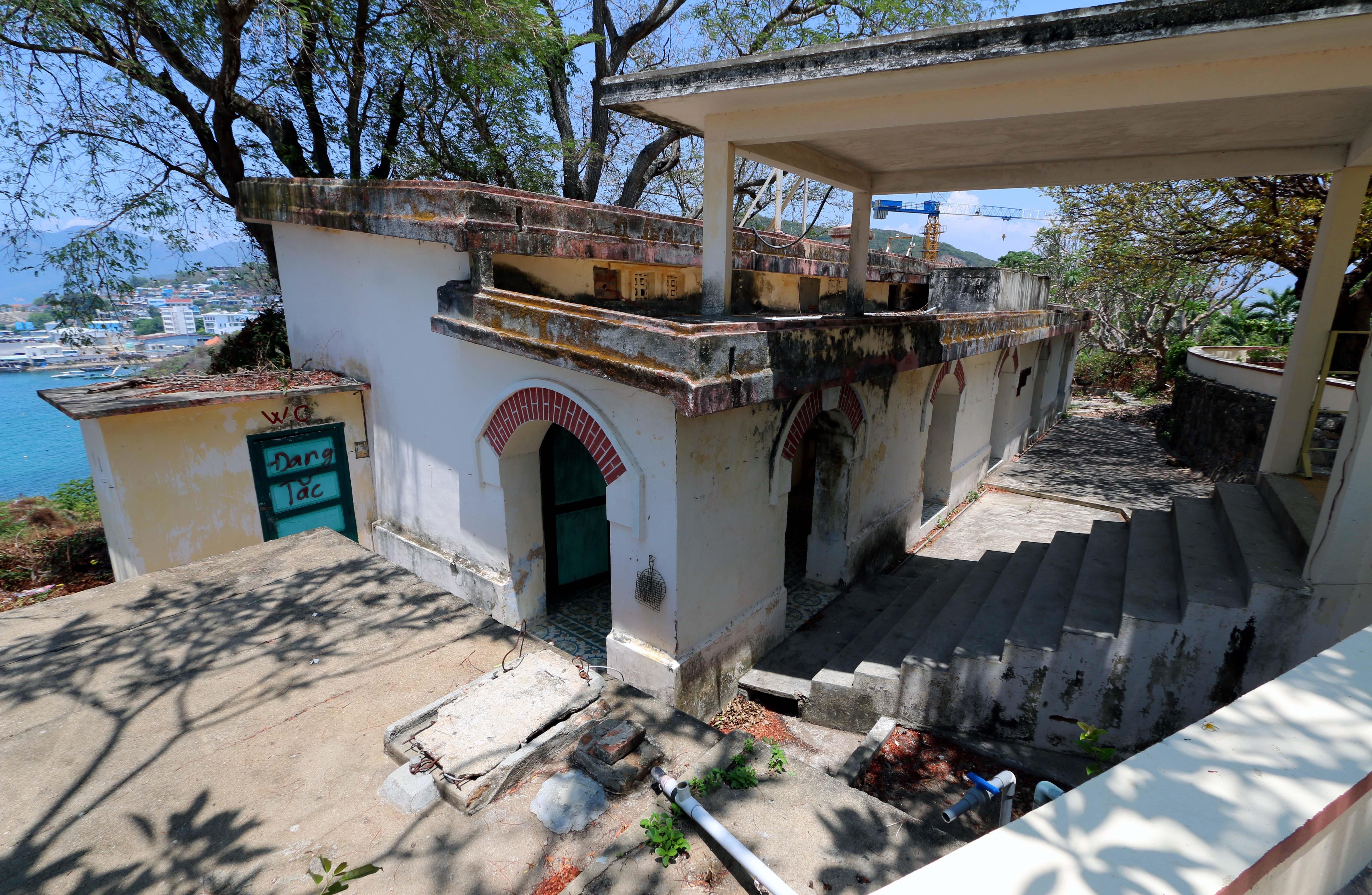 Di tich Lau Bao Dai anh 8