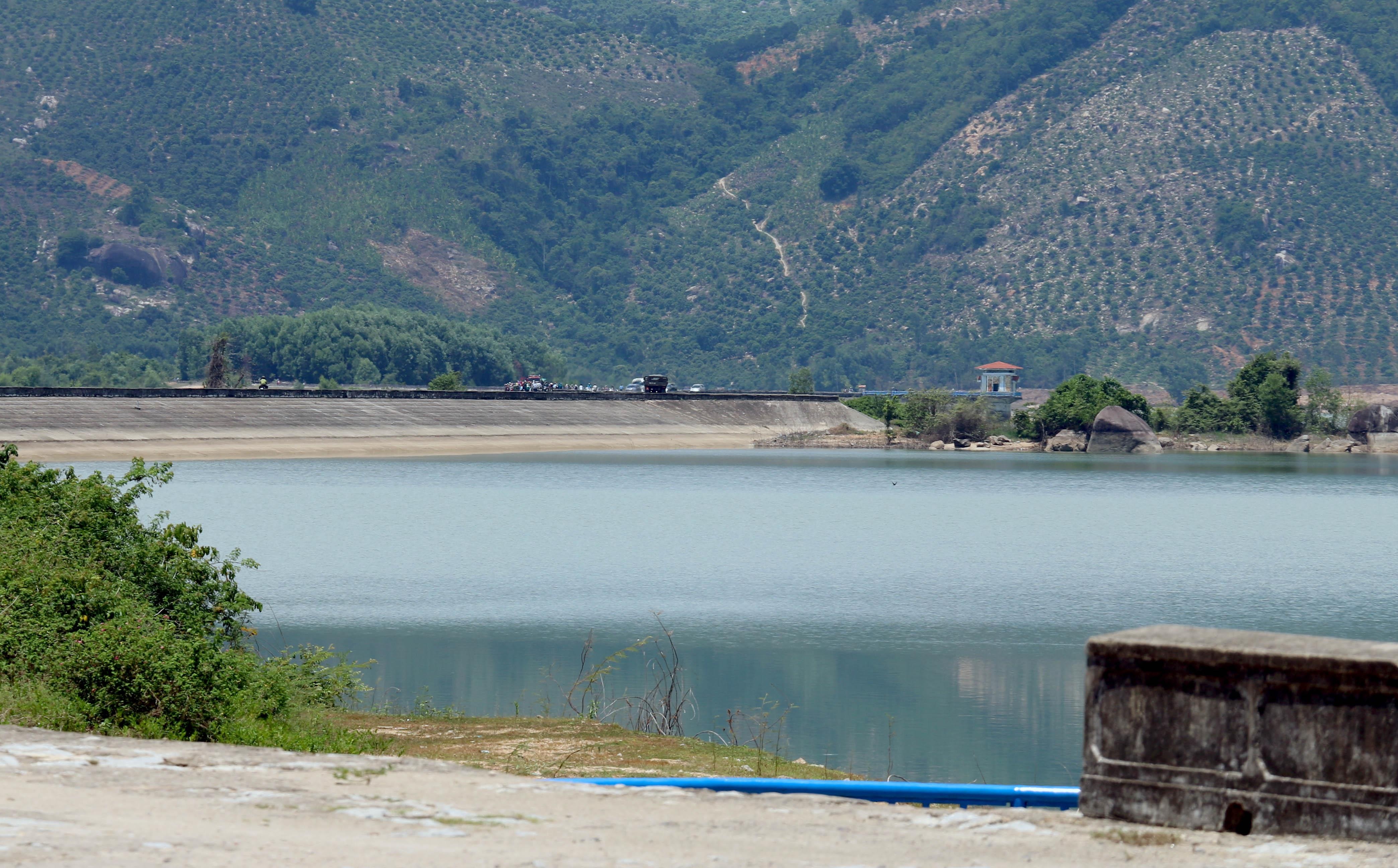 May bay quan su roi anh 1