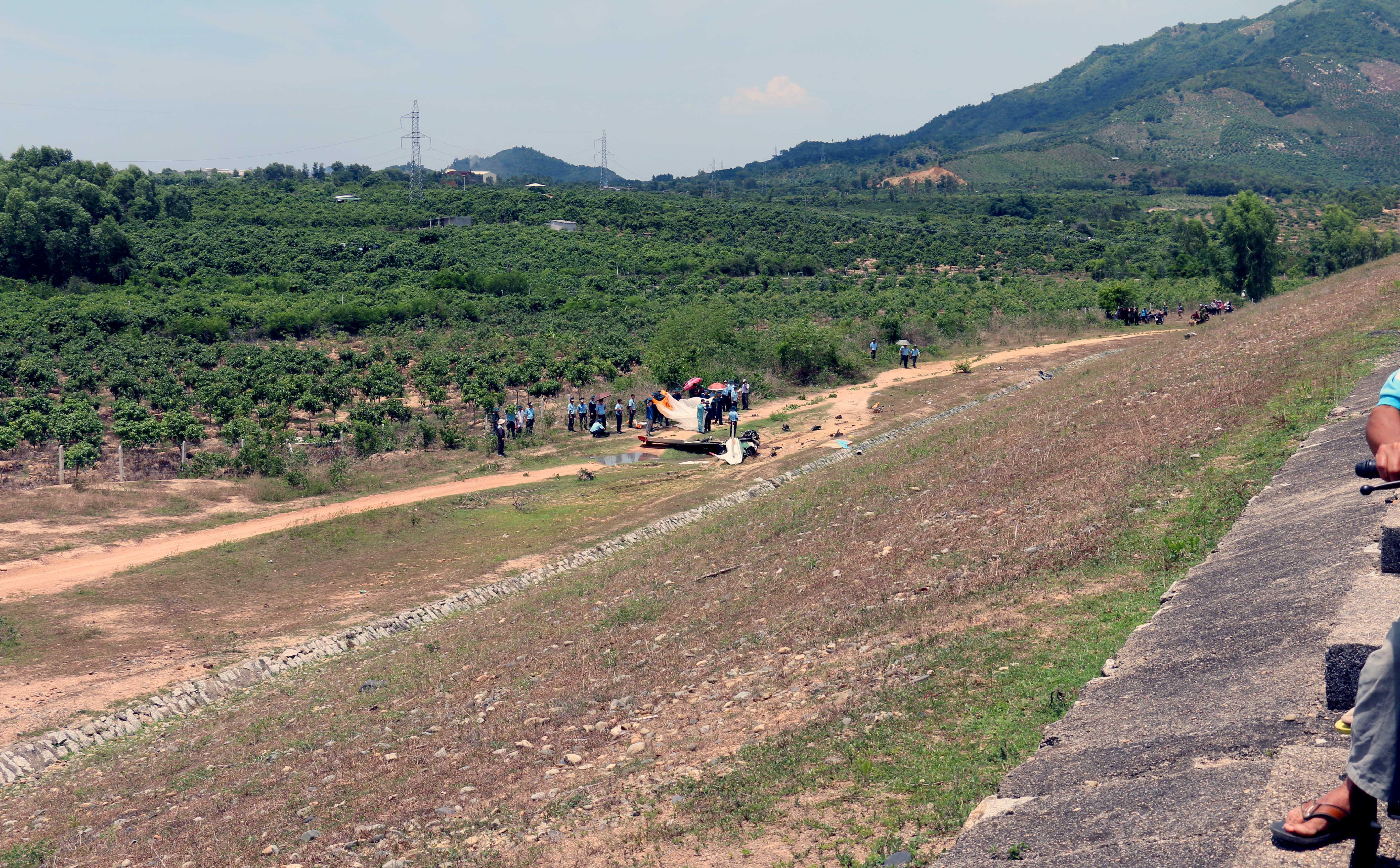 May bay quan su roi anh 4