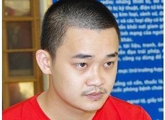 Tam giam tai xe lai oto hat vang CSGT len nap capo hinh anh