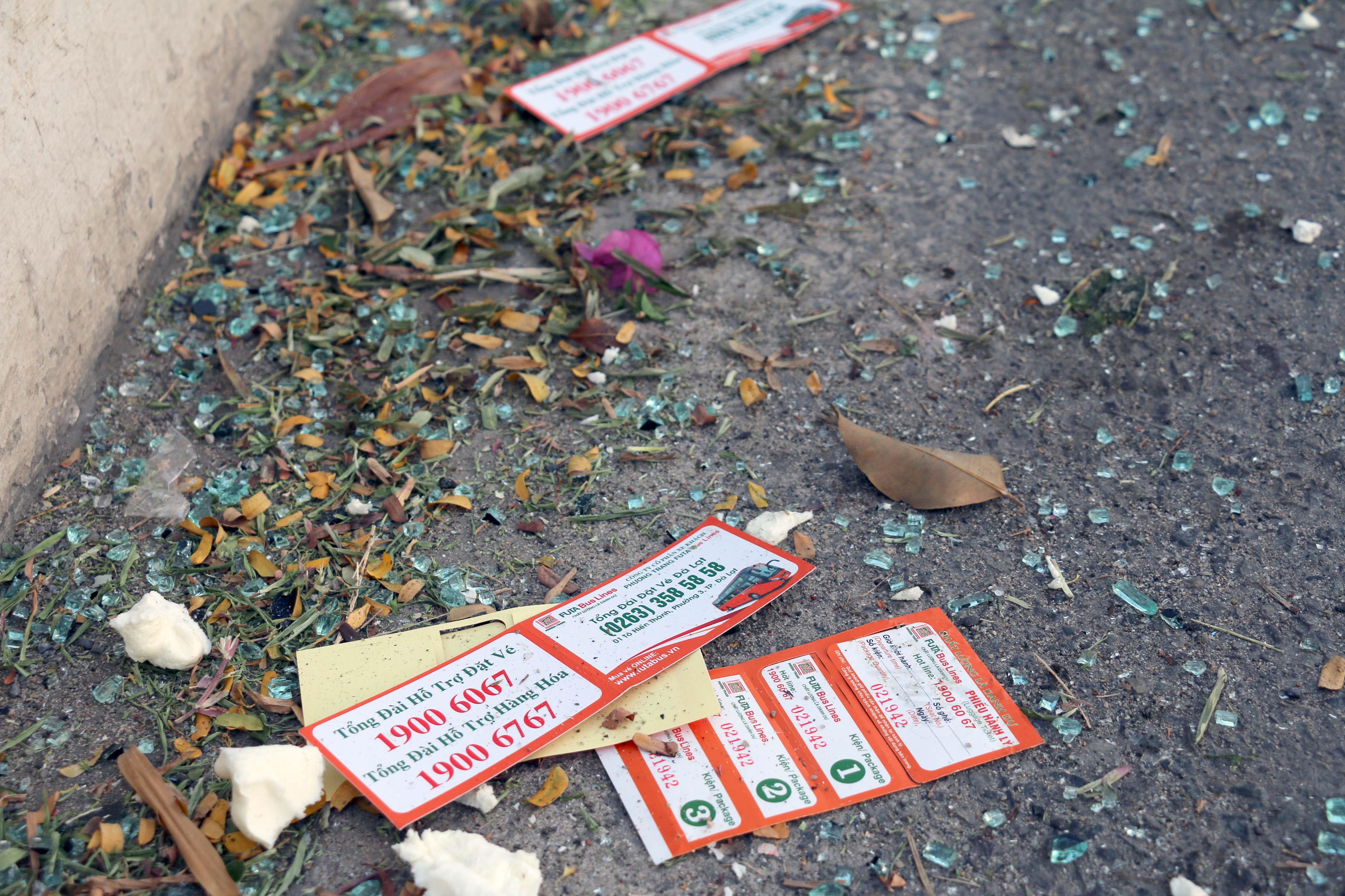 Xe khach tong nhau o Khanh Hoa anh 7