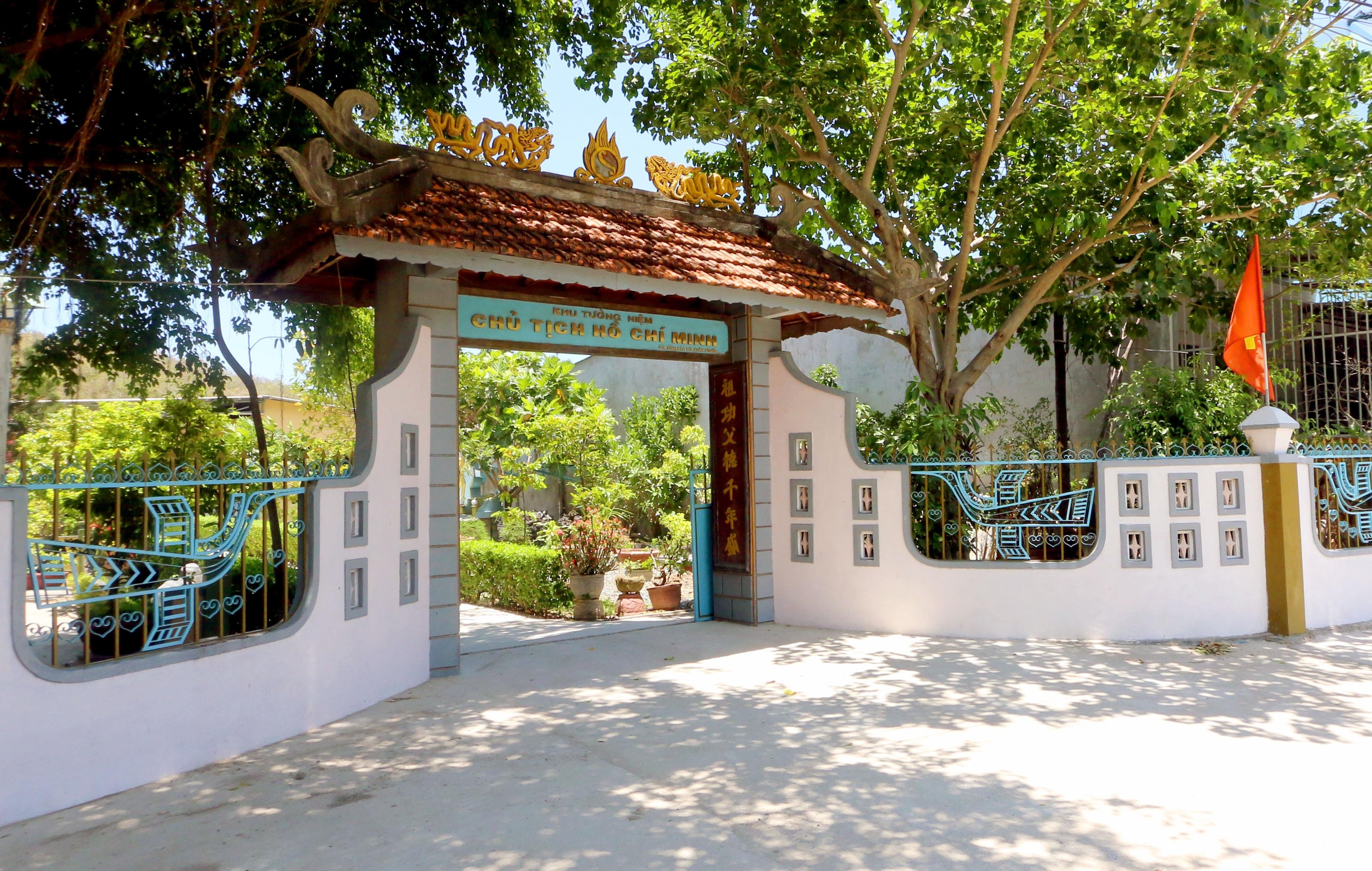 Khu tuong niem Chu tich Ho Chi Minh anh 17