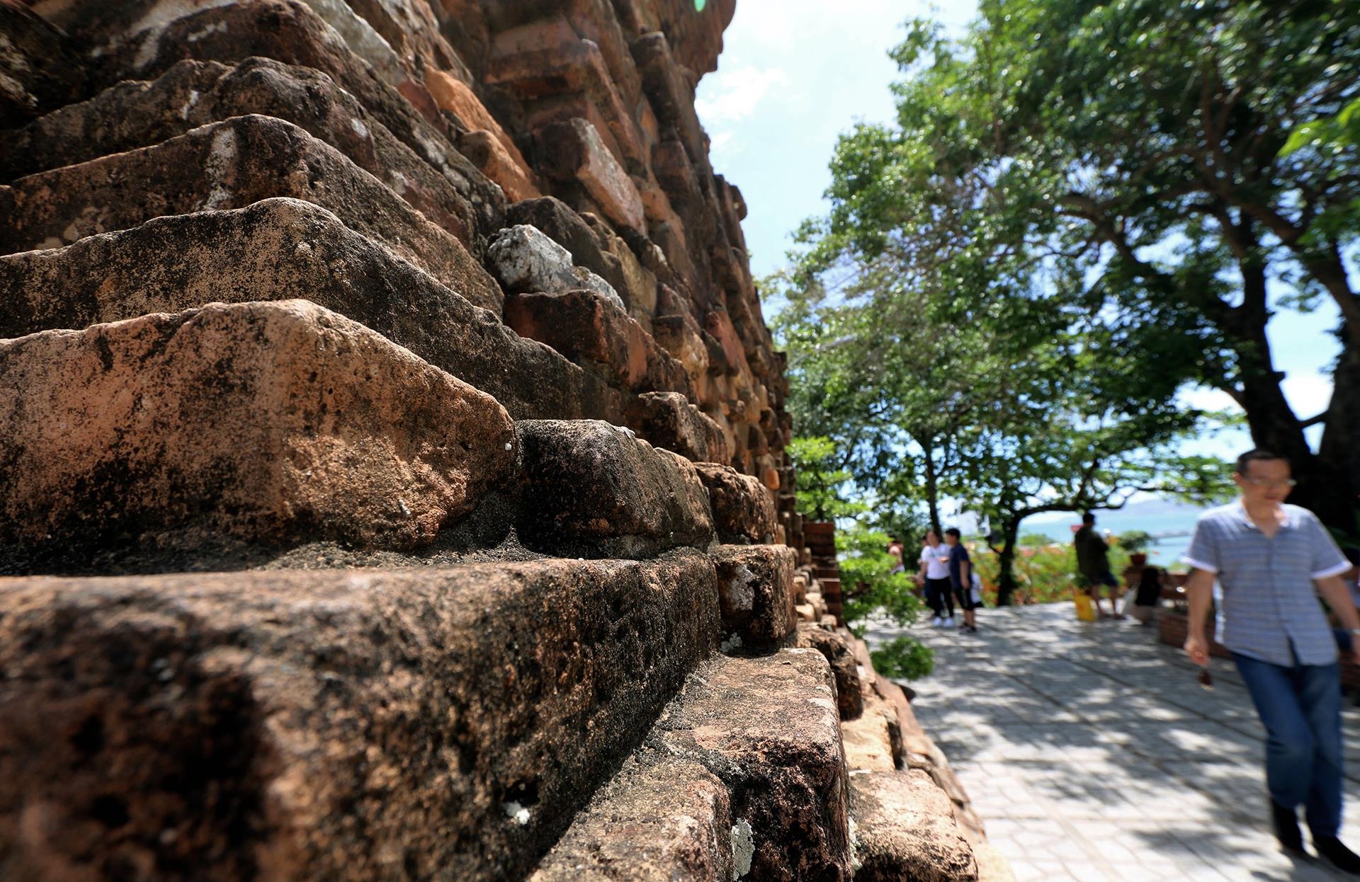 Thap Ba Ponagar Nha Trang anh 9