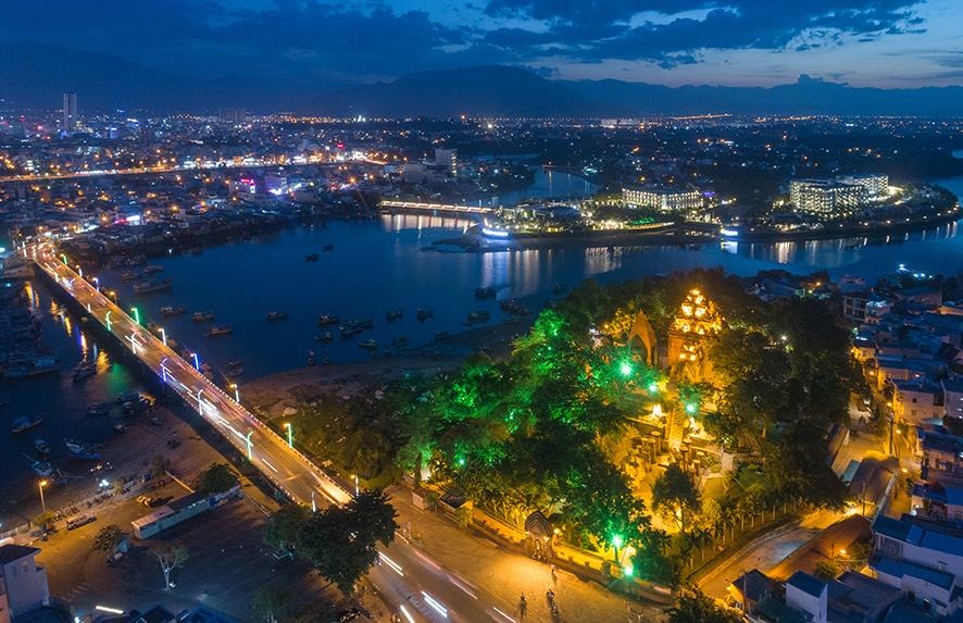 Thap Ba Ponagar Nha Trang anh 14