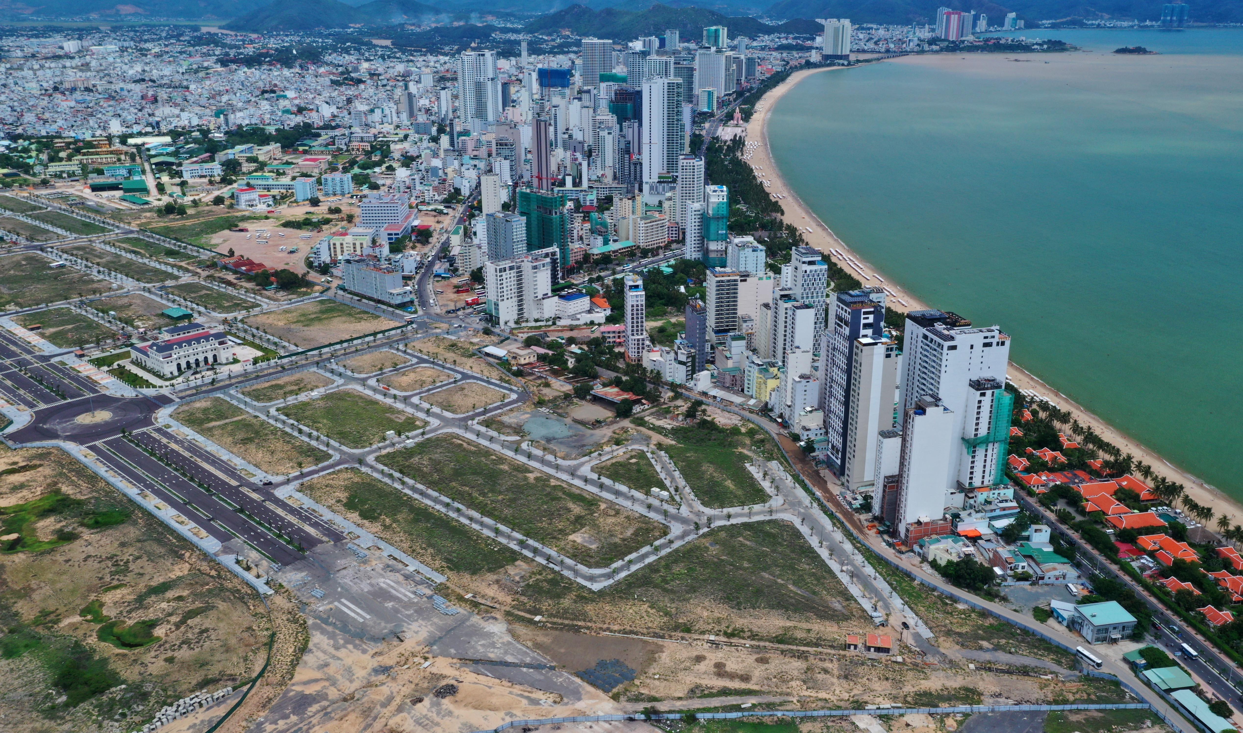Dat san bay Nha Trang duoc phan lo ban nen hinh anh