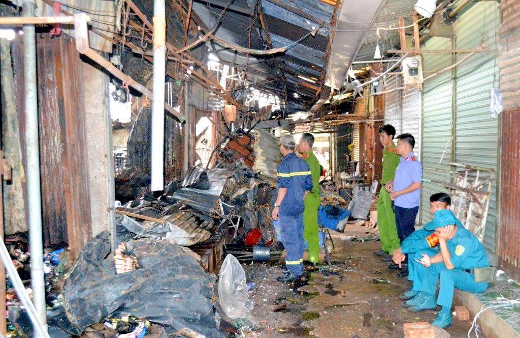 Chay cho Binh Long nghi do dot vang ma, thiet hai hang ty dong hinh anh