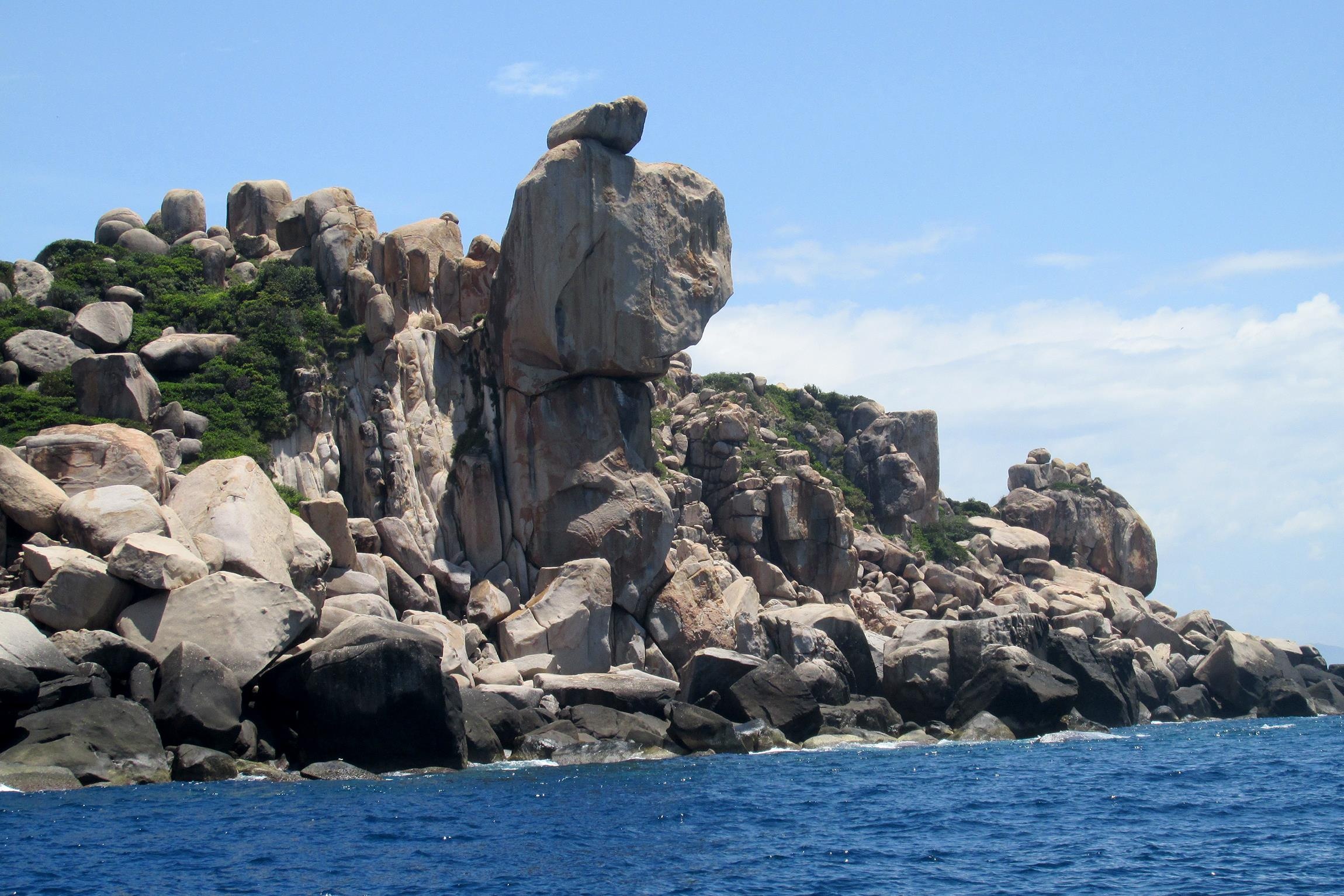 De xuat cam du lich tu phat tai diem cuc dong Mui Doi - Hon Dau hinh anh