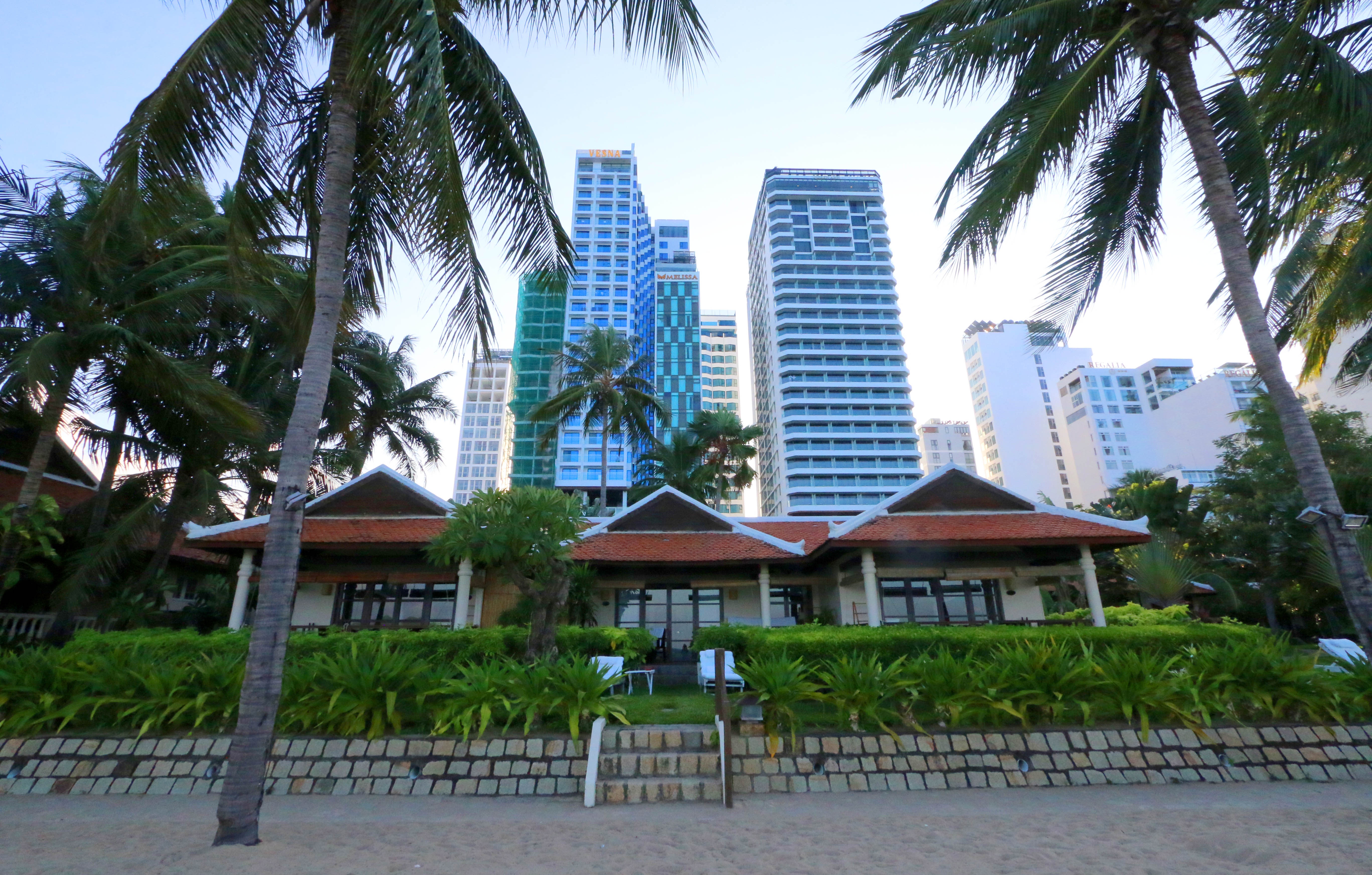 Khu du lịch Ana Mandara chắn biển Nha Trang ảnh 1 Khu du lich Ana Mandara chan bien Nha Trang anh 1