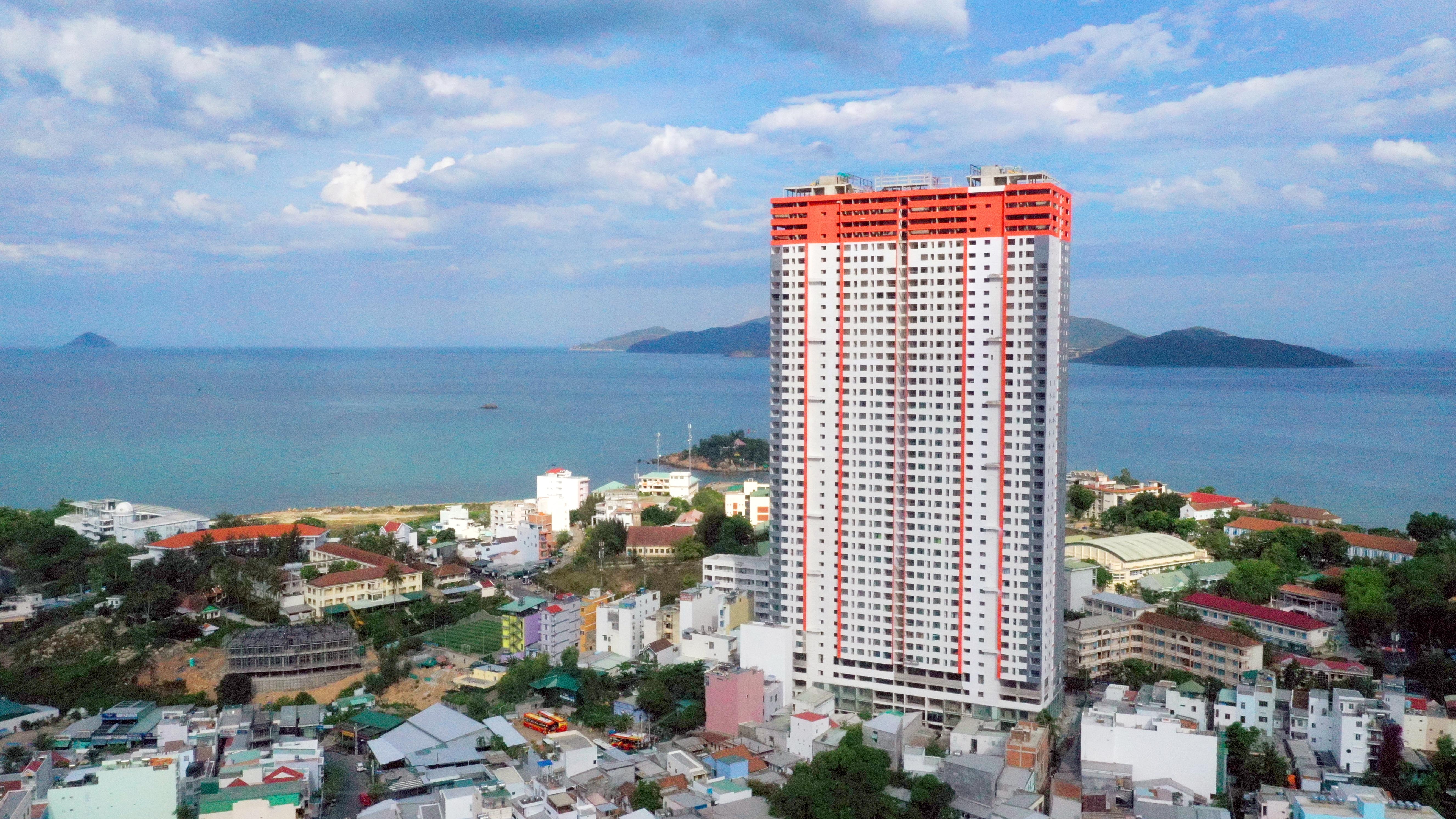 Chung cu Napoleon Castel 1 mat an toan anh 1