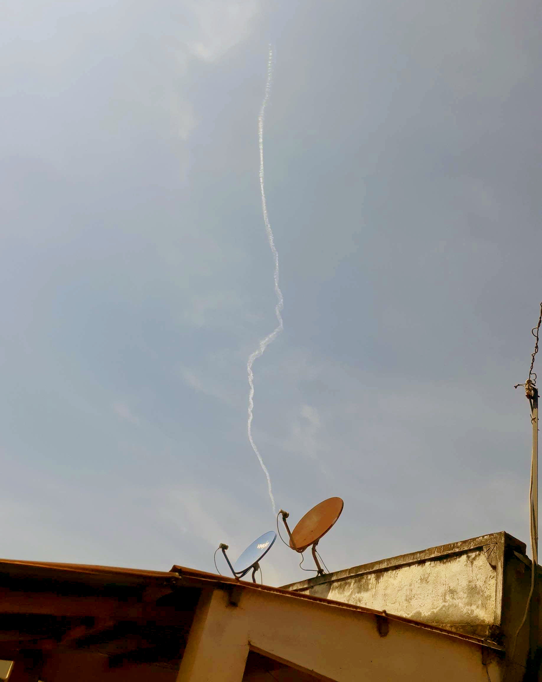 Máy bay Su 30 tập luyện ảnh 2 May bay Su 30 tap luyen anh 2