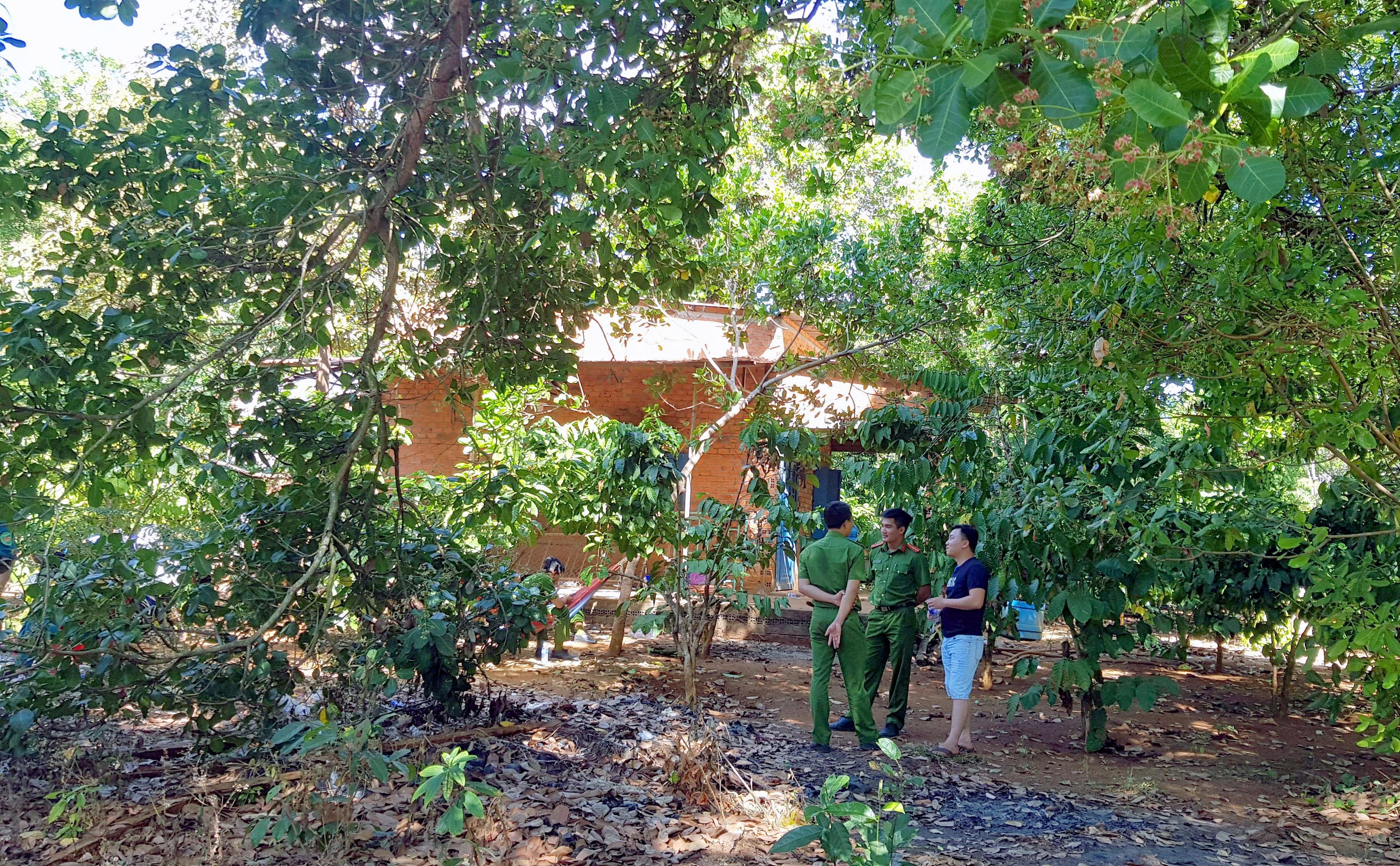 Kiem tra dam chay, phat hien thi the chong hinh anh