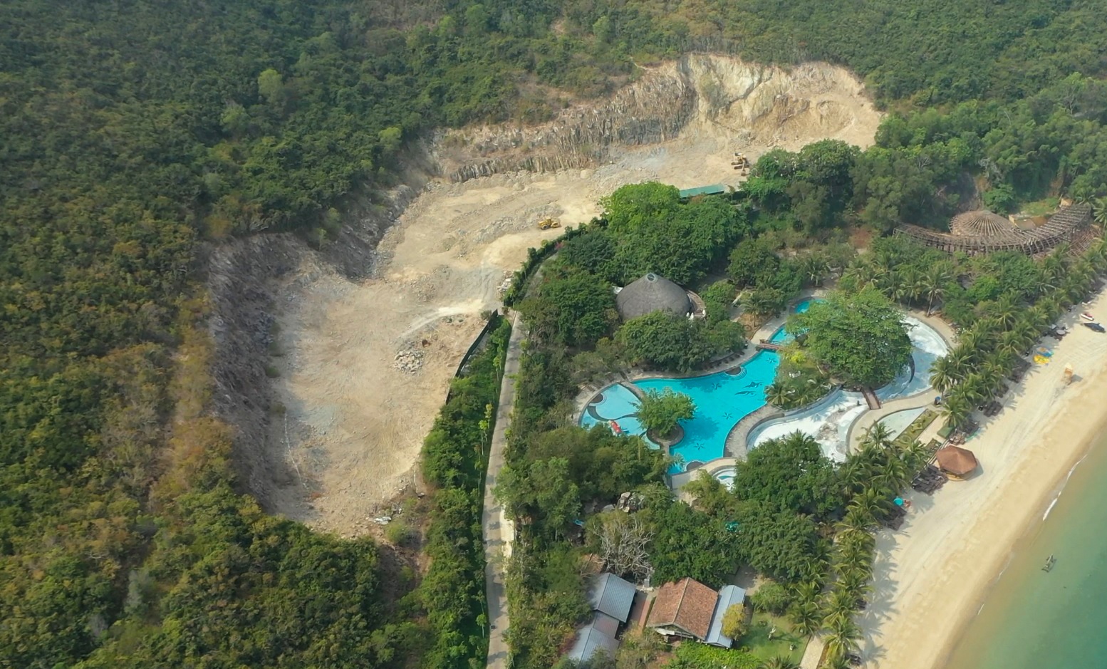 Khu du lich Hon Tam lan bien anh 10