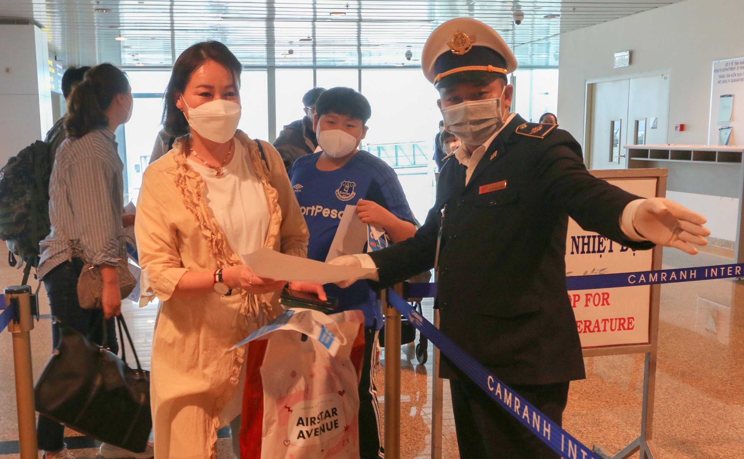 Khanh Hoa se su dung khach san, resort lam noi cach ly tap trung hinh anh