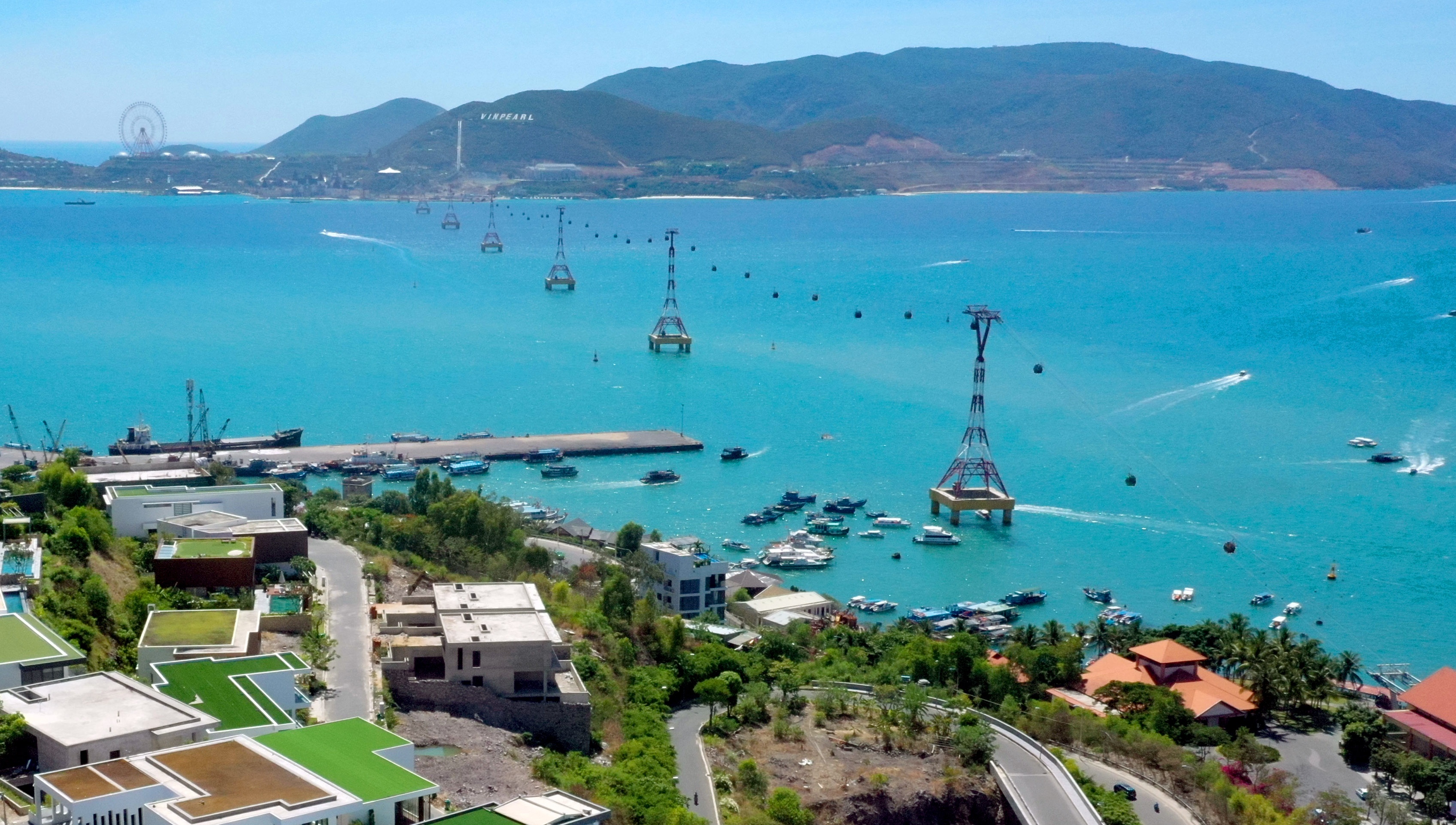 Xay cau vuot ra dao Hon Tre anh 1