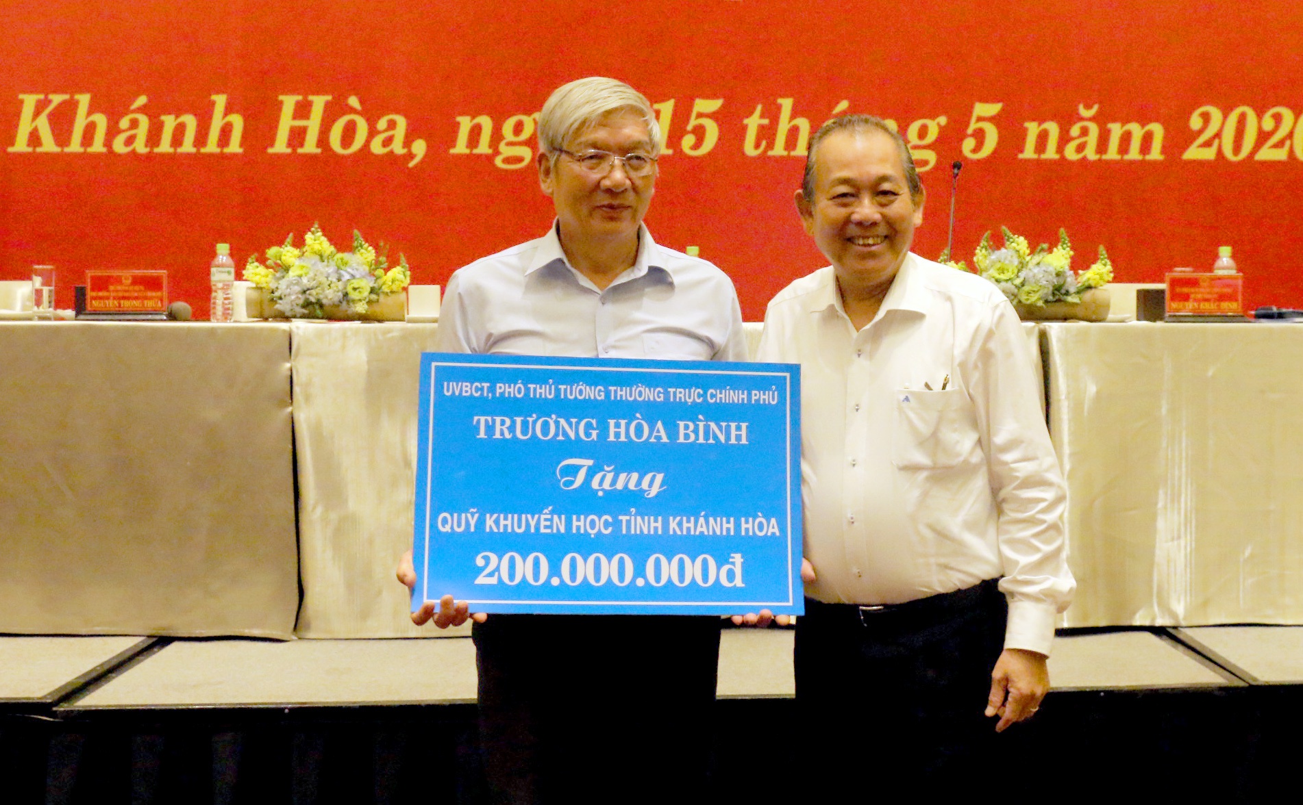 Pho thu tuong lam viec voi Khanh Hoa anh 2