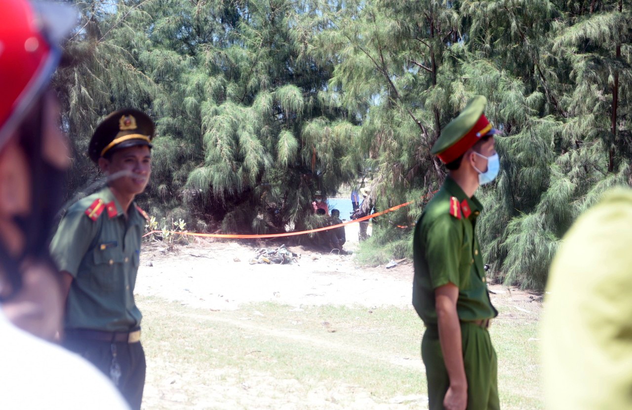 Be gai 13 tuoi bi giet giau xac anh 2