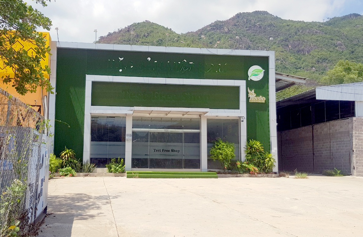 Cuong che cong trinh chuyen phuc vu khach Trung Quoc anh 2