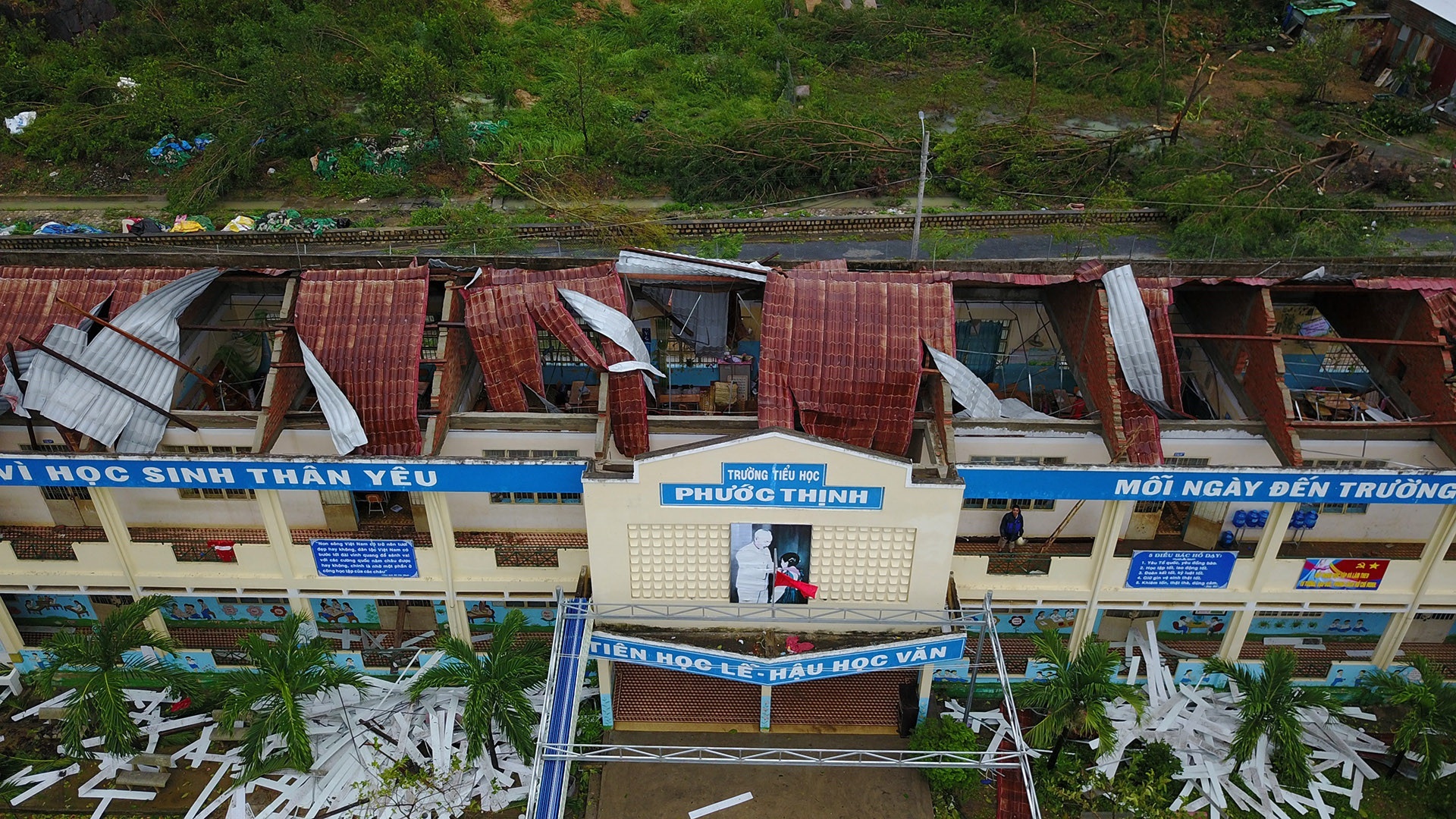 Ung pho bao so 9 anh 2