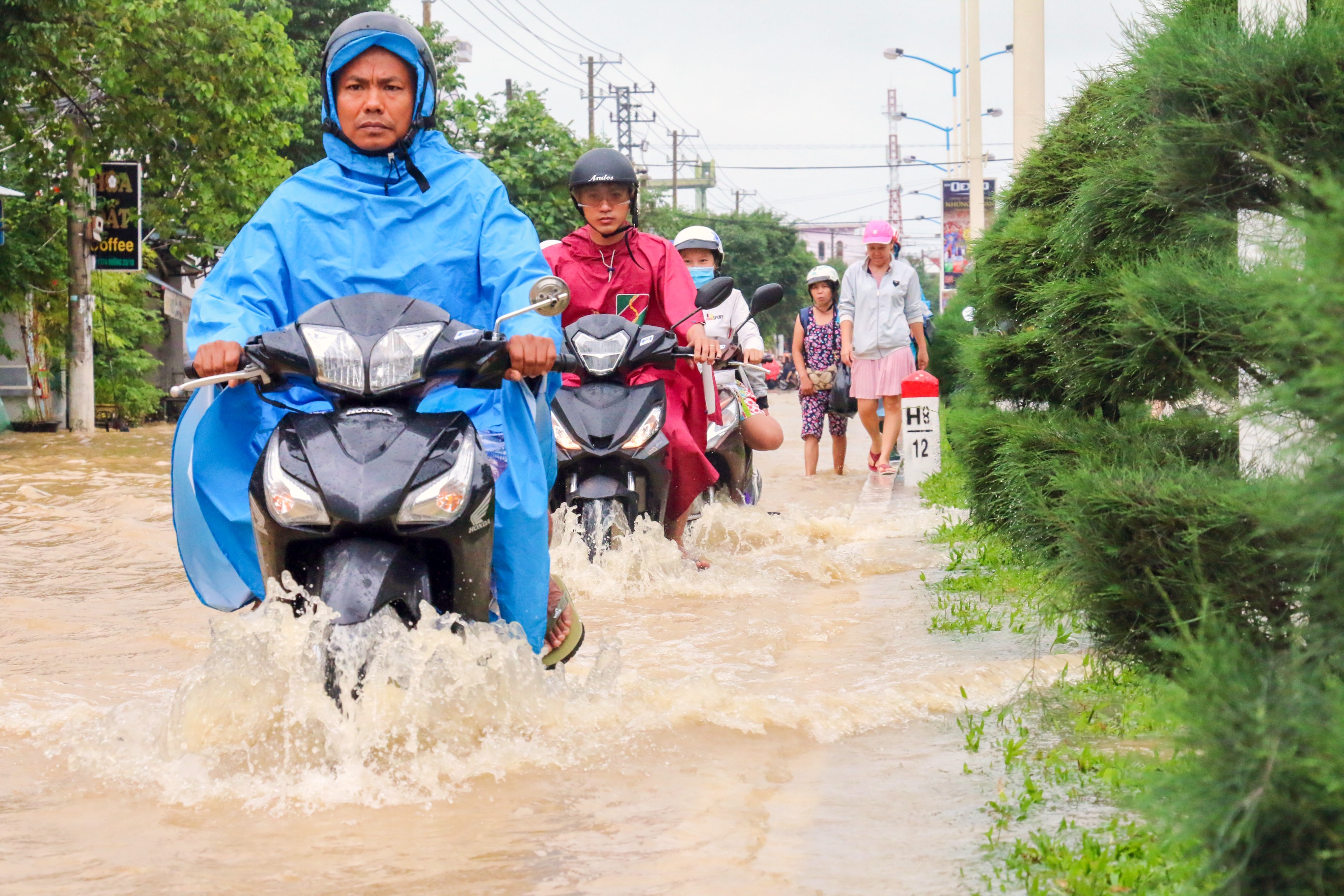 Nha Trang ngap nang anh 2