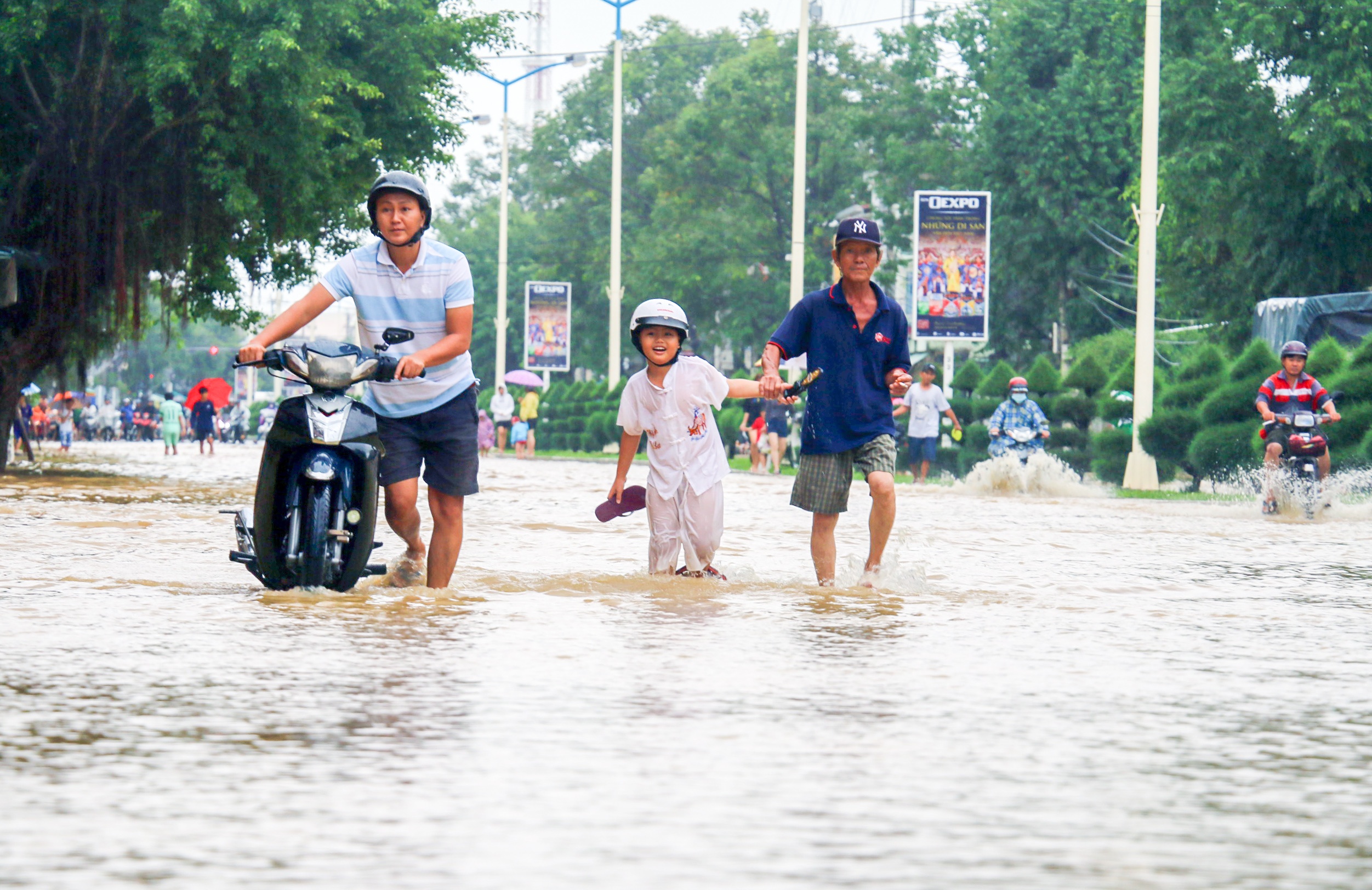 Nha Trang ngap nang anh 3