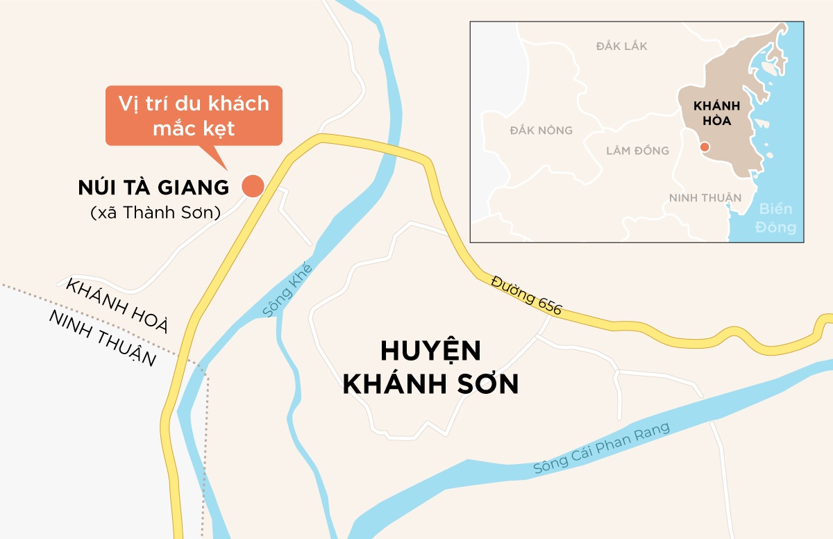 Du khach mac ket o Khanh Hoa anh 2