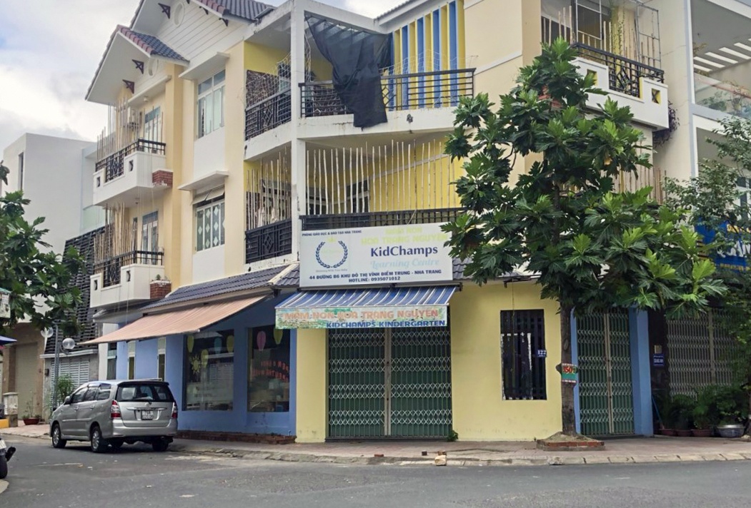 Co giao danh hoc sinh o Nha Trang anh 1